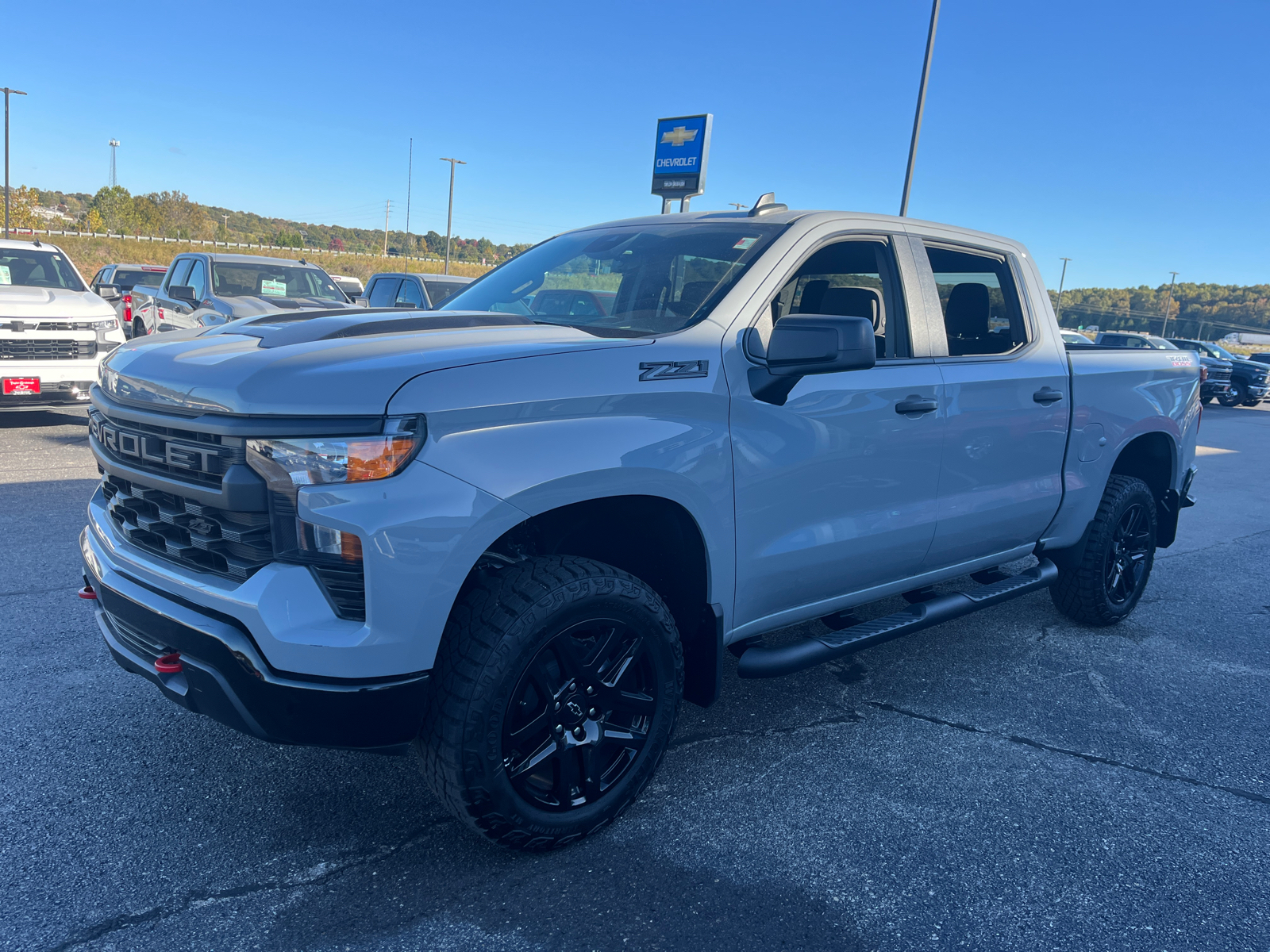 2024 Chevrolet Silverado 1500 Custom Trail Boss 3