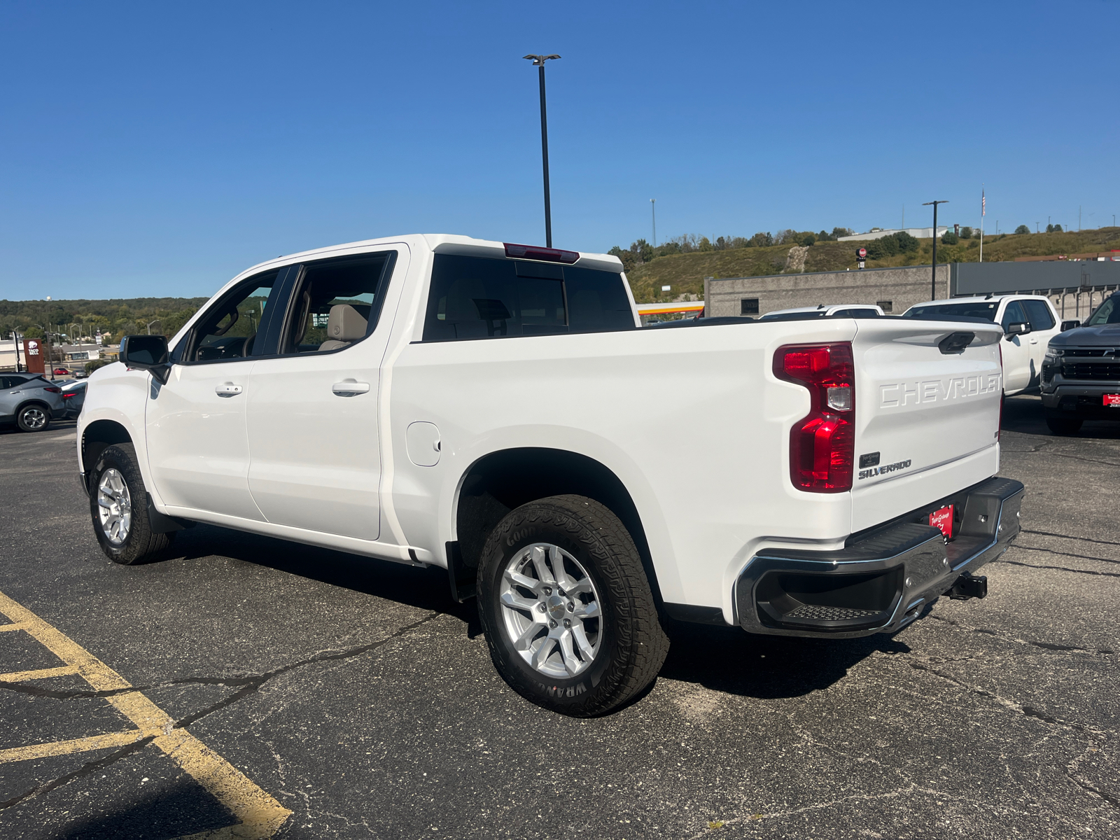 2024 Chevrolet Silverado 1500 LT 6