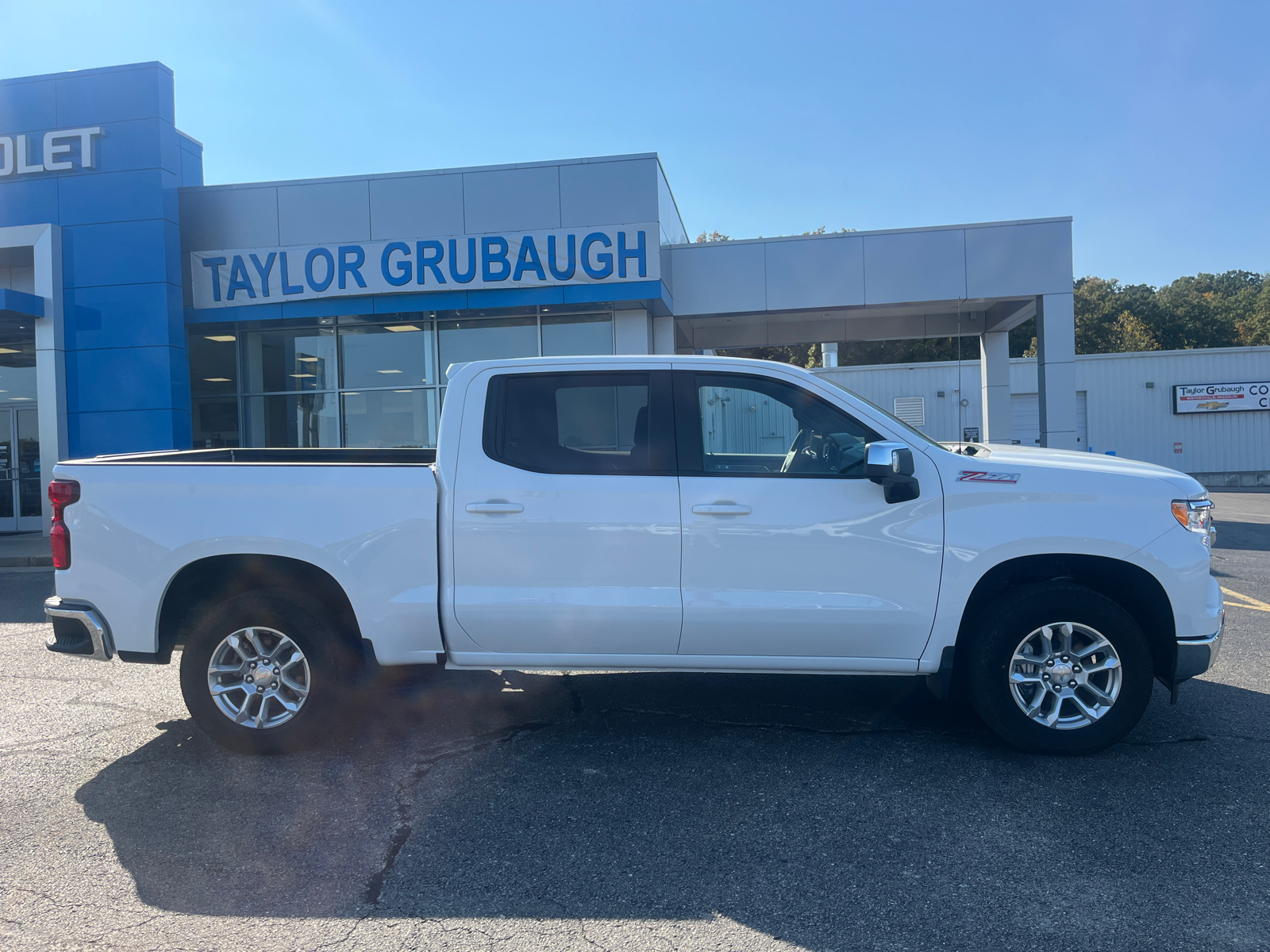 2024 Chevrolet Silverado 1500 LT 13