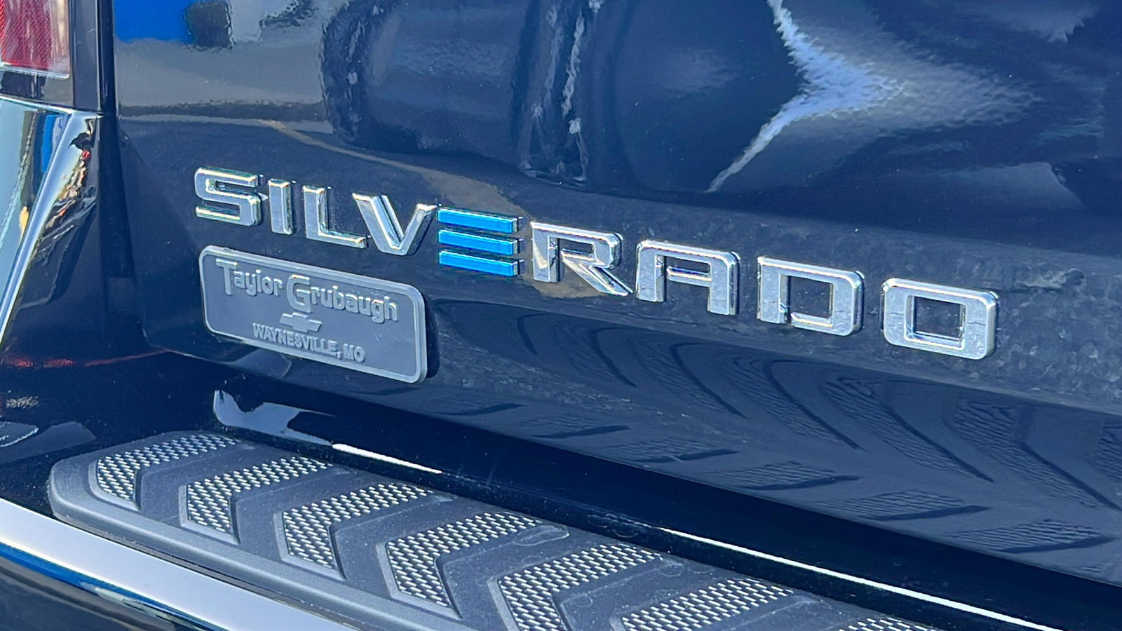 2024 Chevrolet Silverado EV RST 10