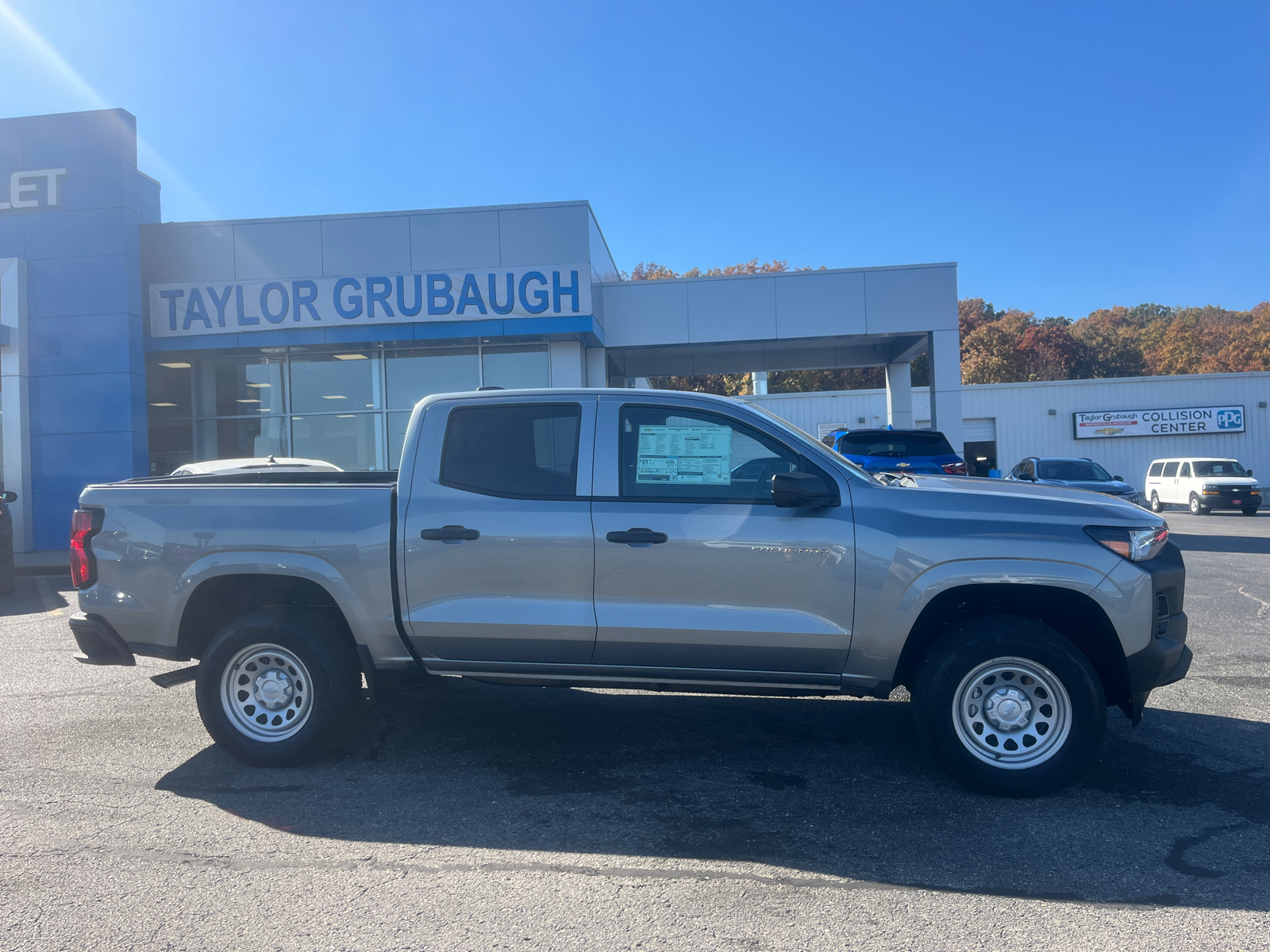 2024 Chevrolet Colorado Work Truck 11