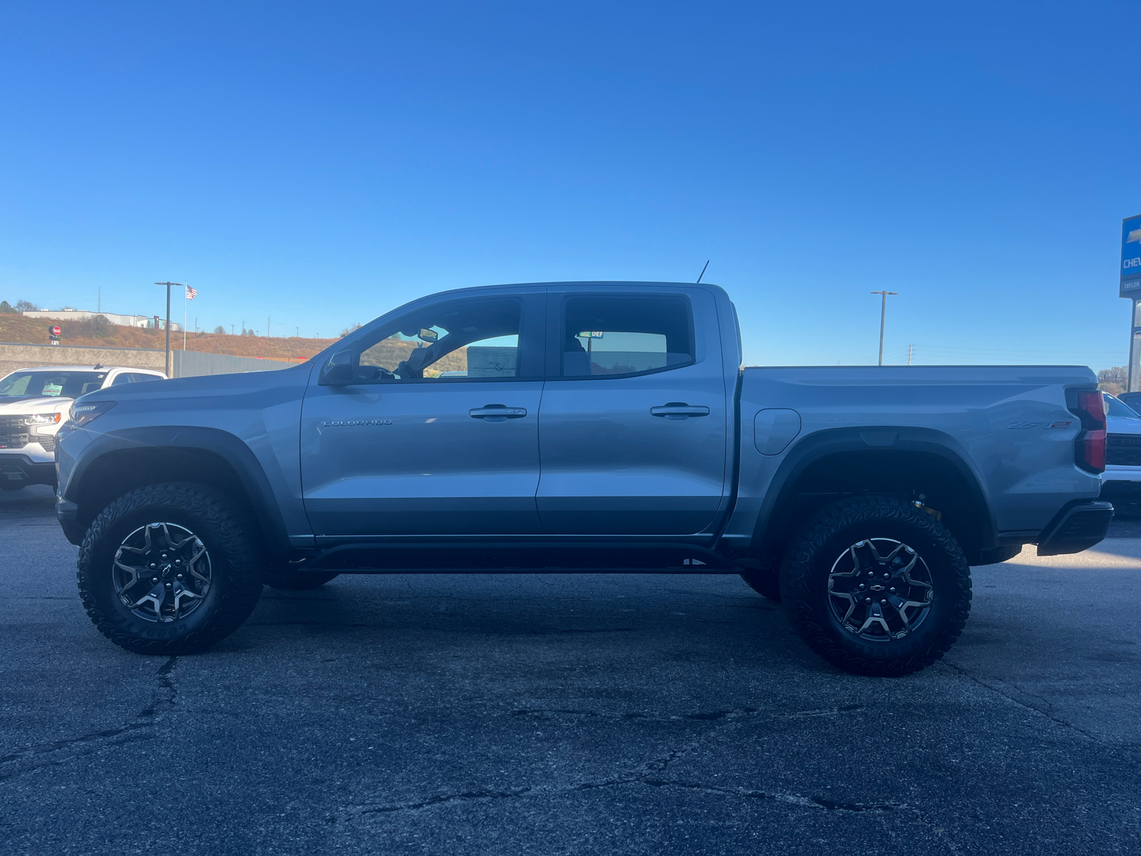 2024 Chevrolet Colorado ZR2 5