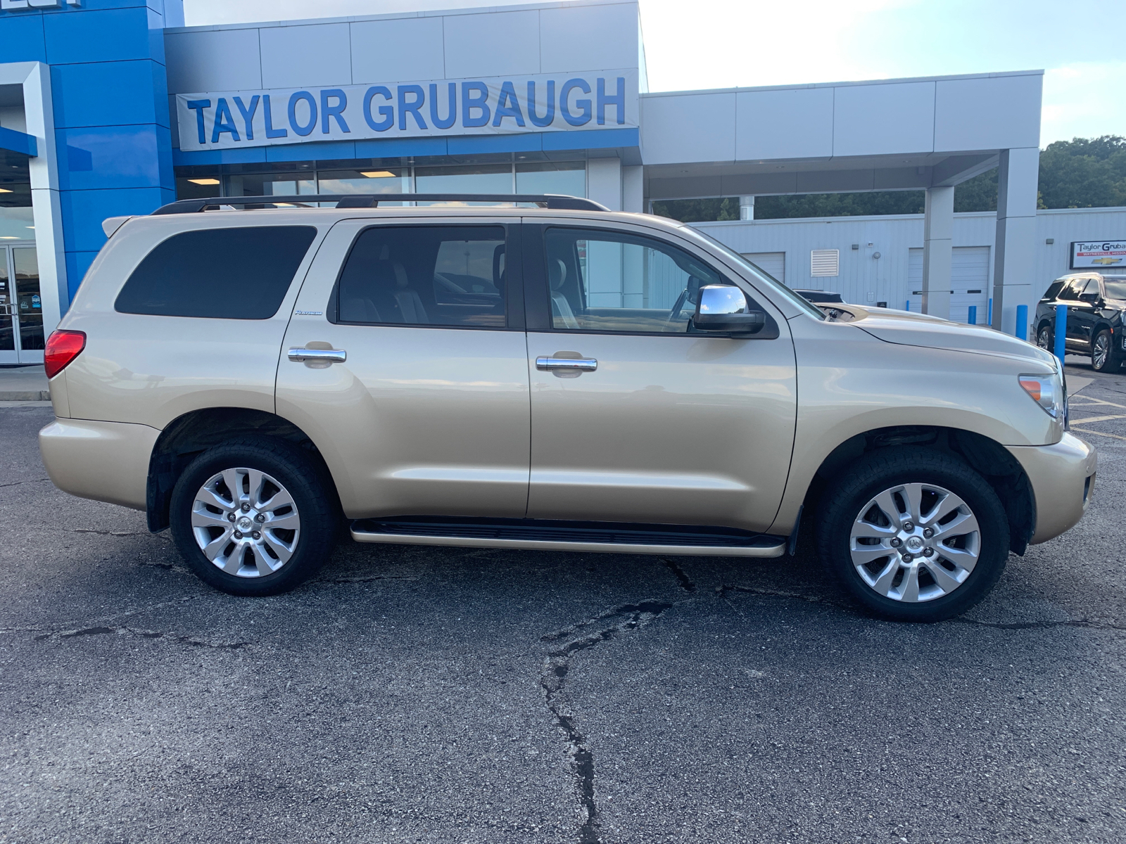 2011 Toyota Sequoia Platinum 13