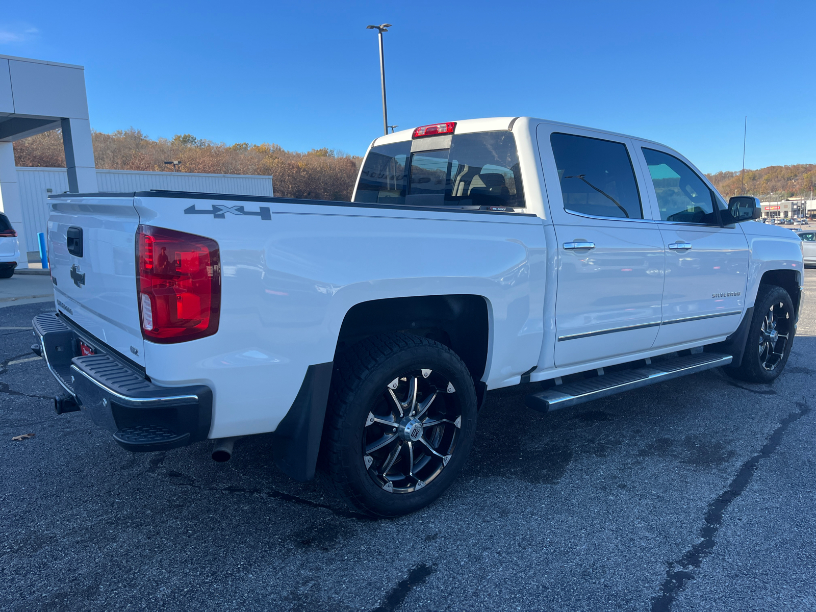 2018 Chevrolet Silverado 1500 LTZ 11