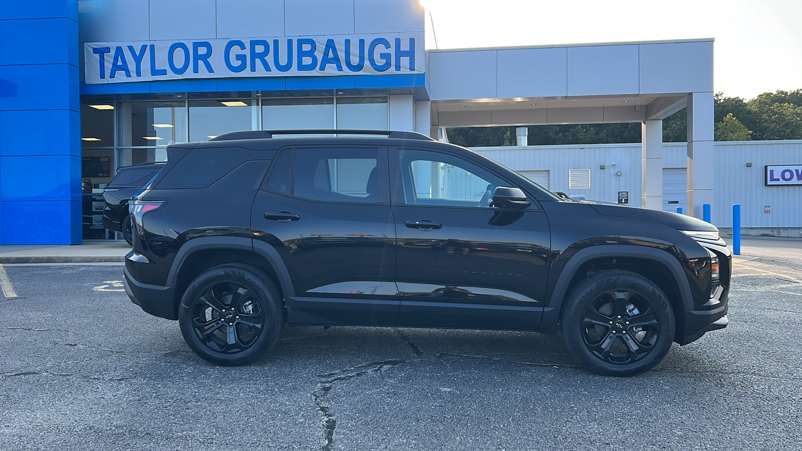 2025 Chevrolet Equinox LT 12