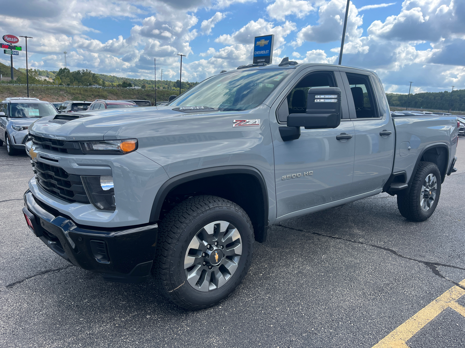 2025 Chevrolet Silverado 2500HD Custom 3