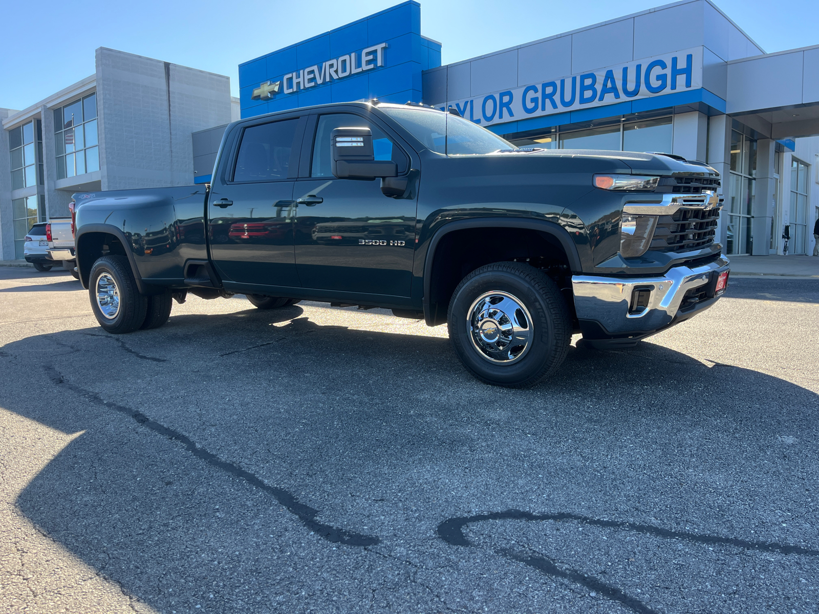 2025 Chevrolet Silverado 3500HD LT 1