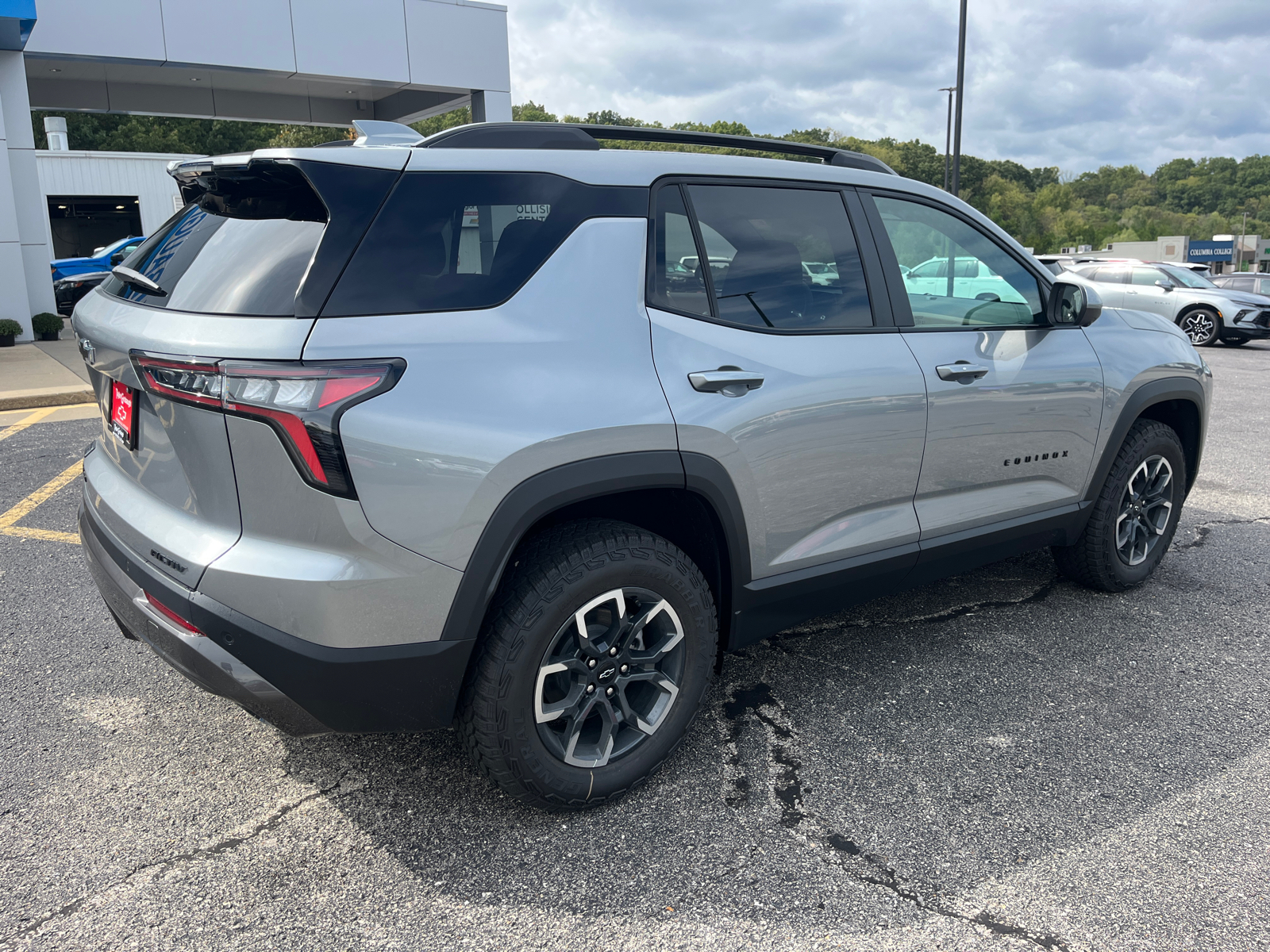 2025 Chevrolet Equinox ACTIV 12