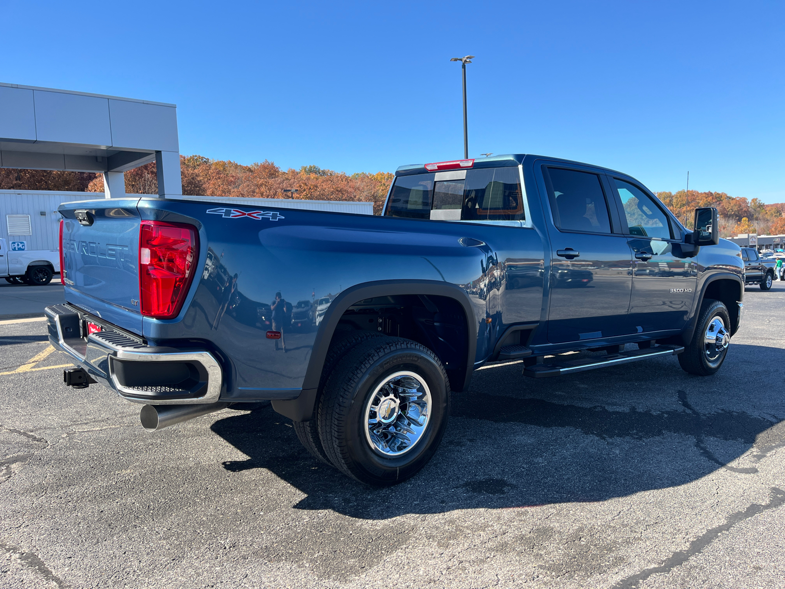 2025 Chevrolet Silverado 3500HD LT 11