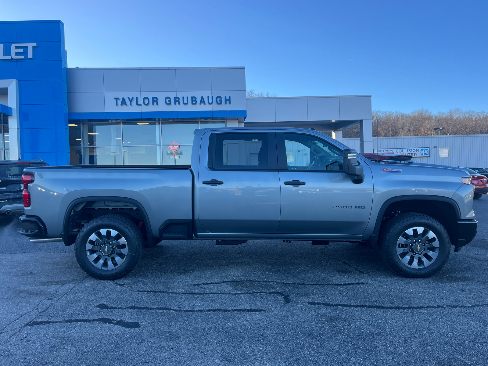 2025 Chevrolet Silverado 2500HD Custom 12