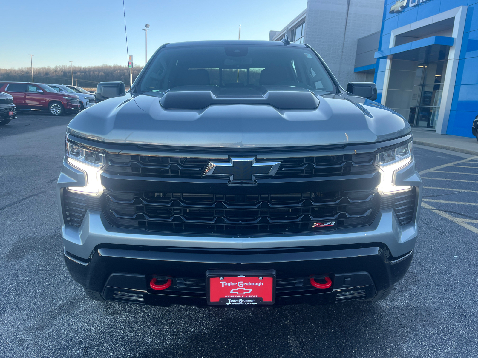 2025 Chevrolet Silverado 1500 LT Trail Boss 2