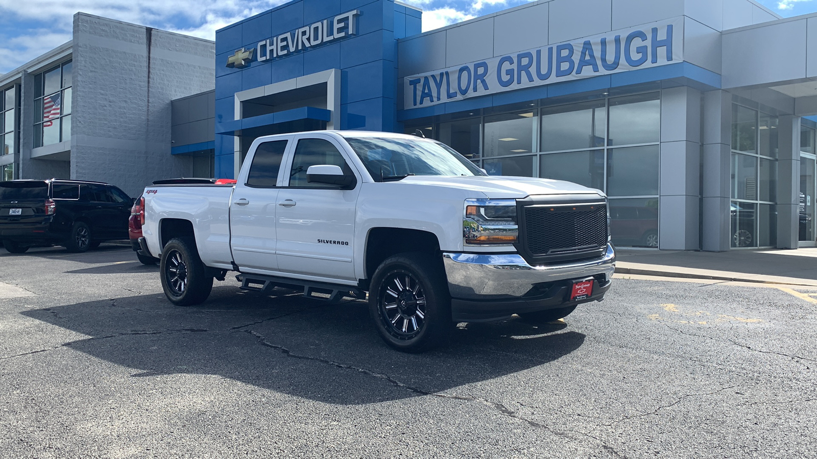 2018 Chevrolet Silverado 1500 LT 1