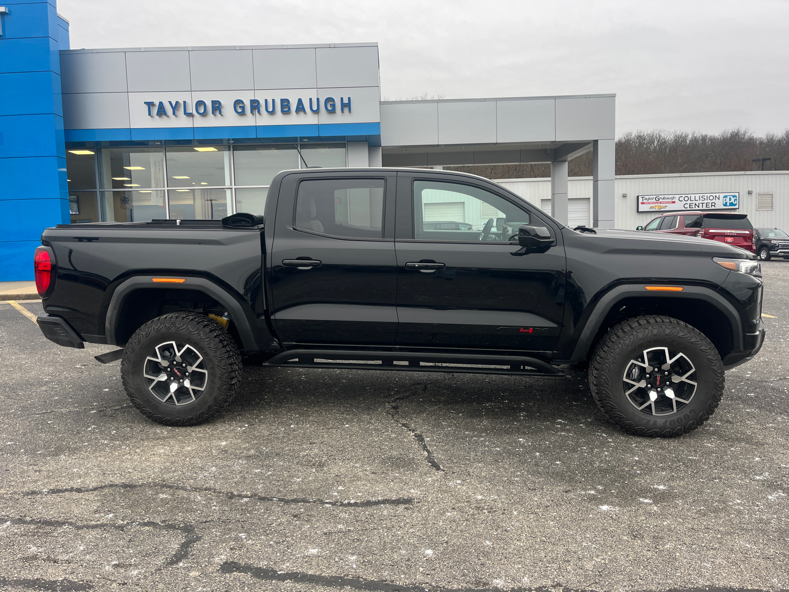 2024 GMC Canyon AT4X 12