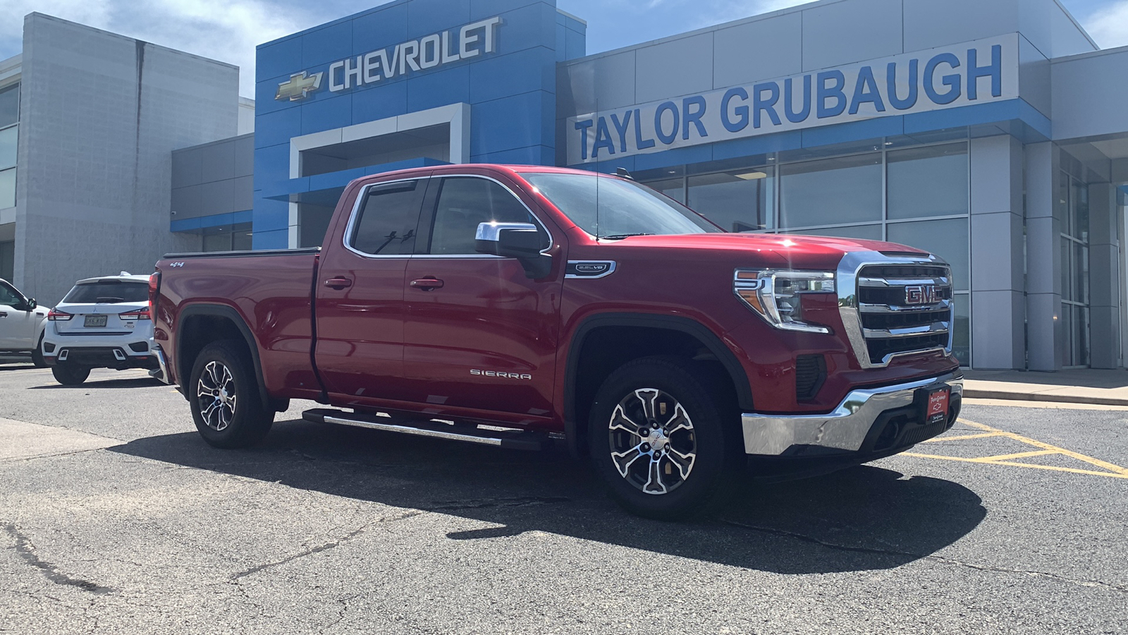 2022 GMC Sierra 1500 Limited SLE 1