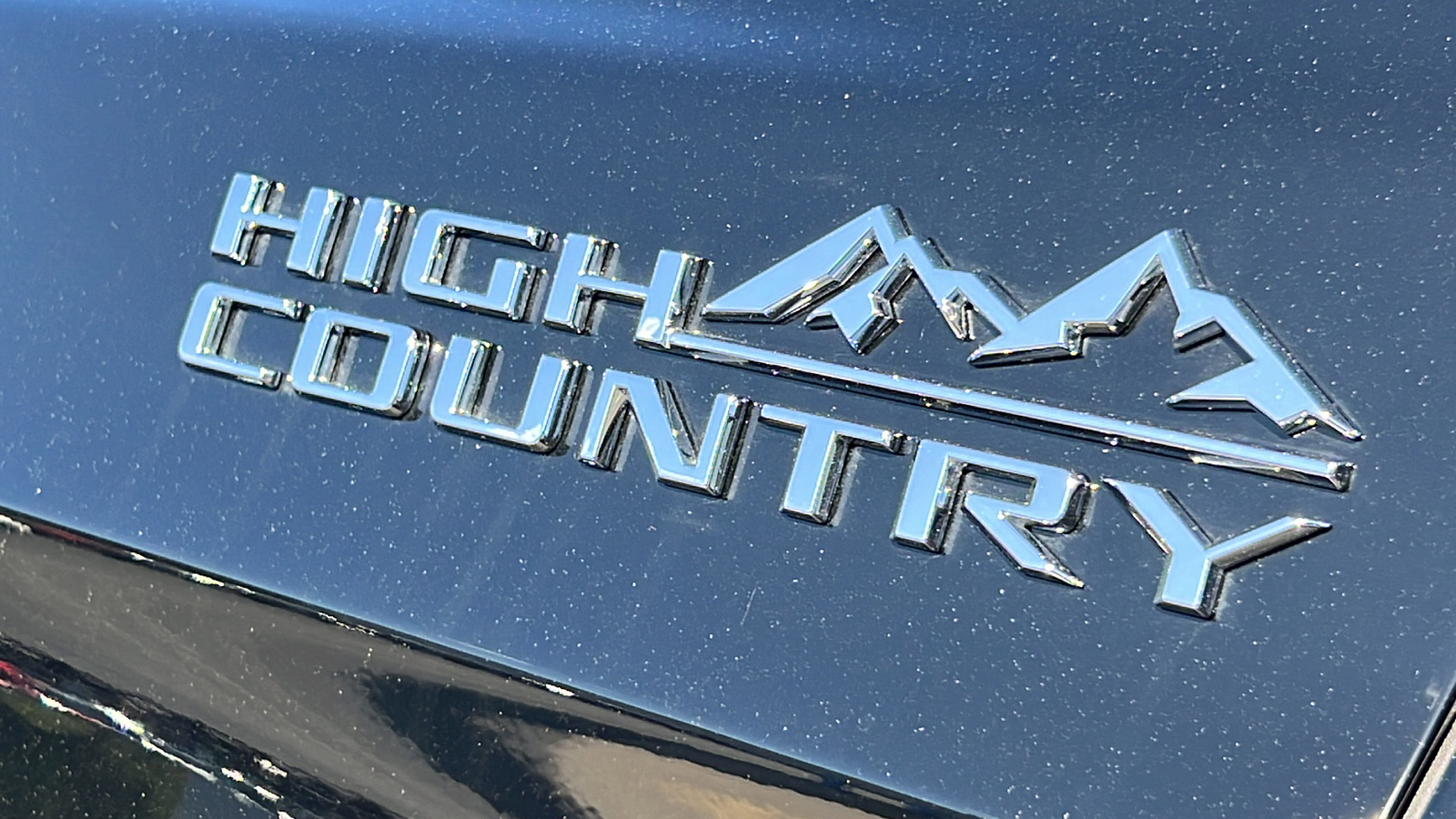 2024 Chevrolet Suburban High Country 6