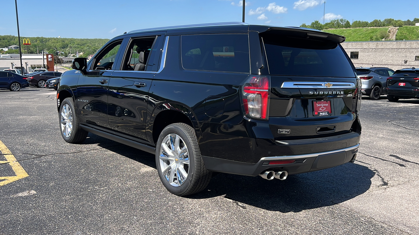 2024 Chevrolet Suburban High Country 7