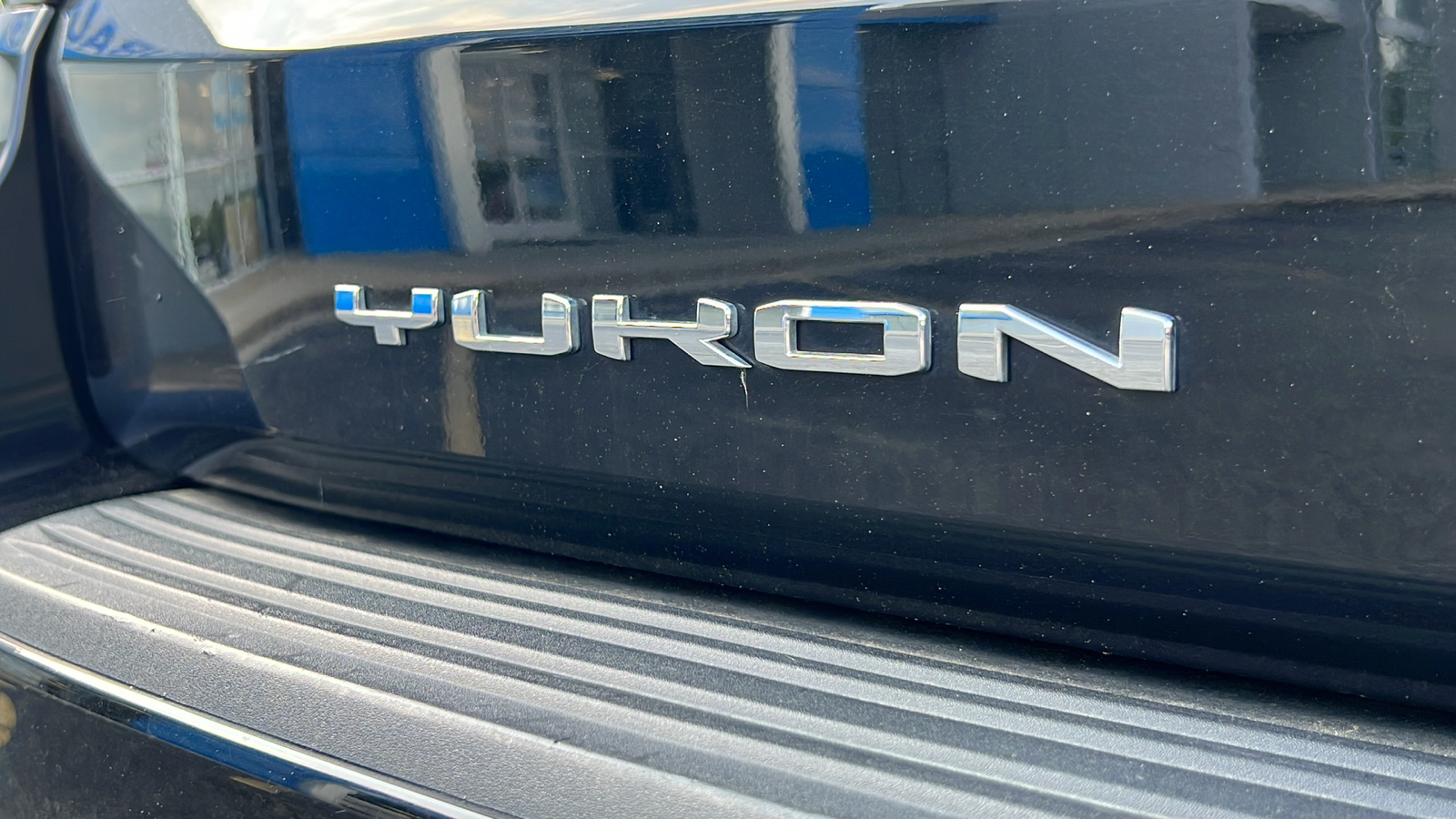 2023 GMC Yukon XL SLT 8