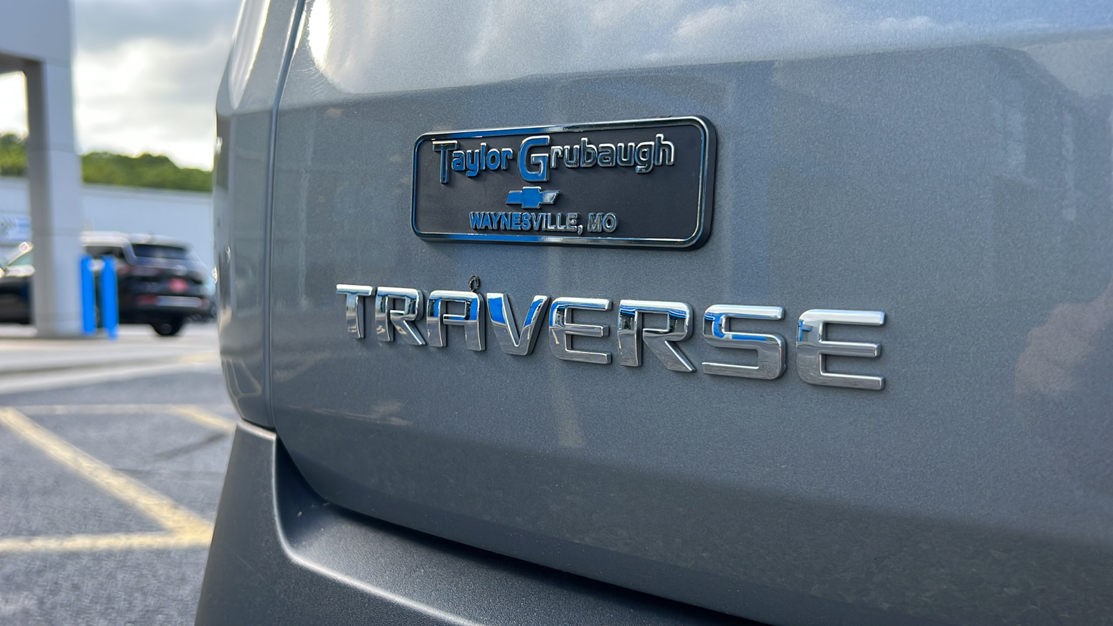 2023 Chevrolet Traverse LT 8