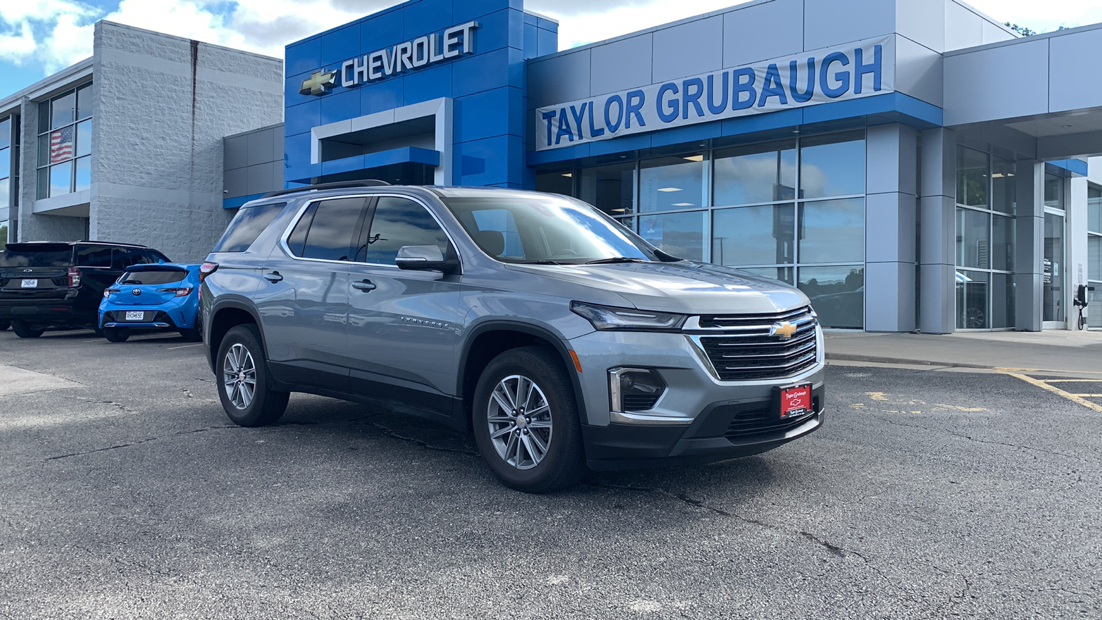 2023 Chevrolet Traverse LT 1