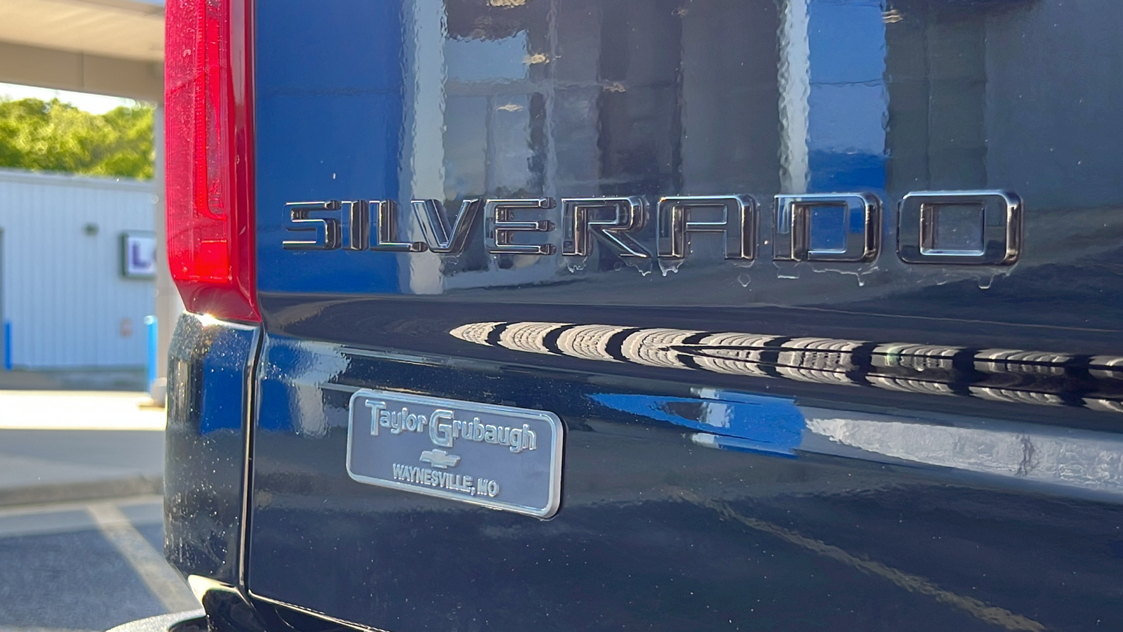2023 Chevrolet Silverado 1500 RST 8