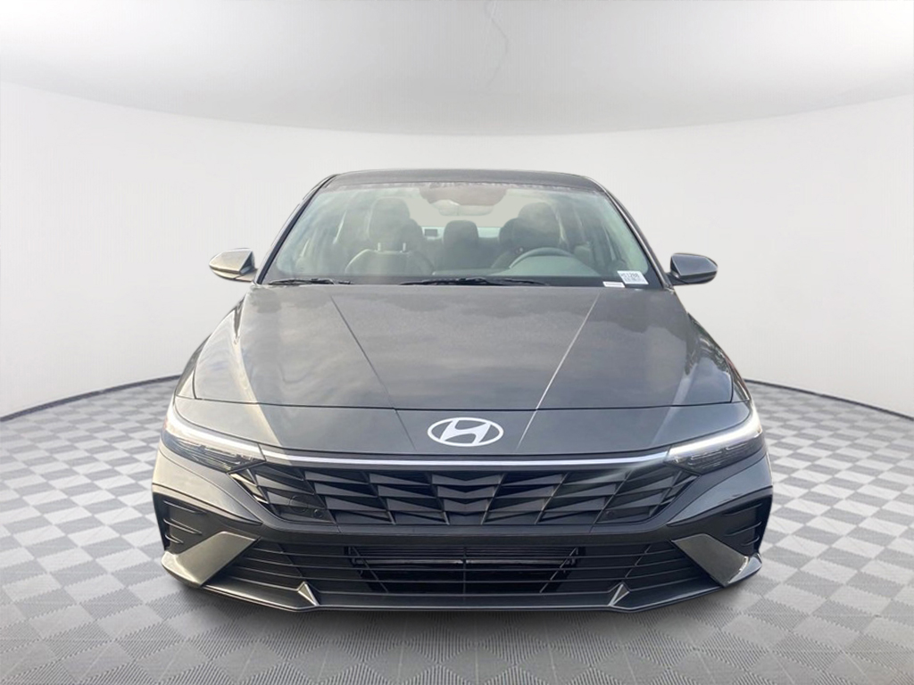 2024 Hyundai Elantra SEL 3