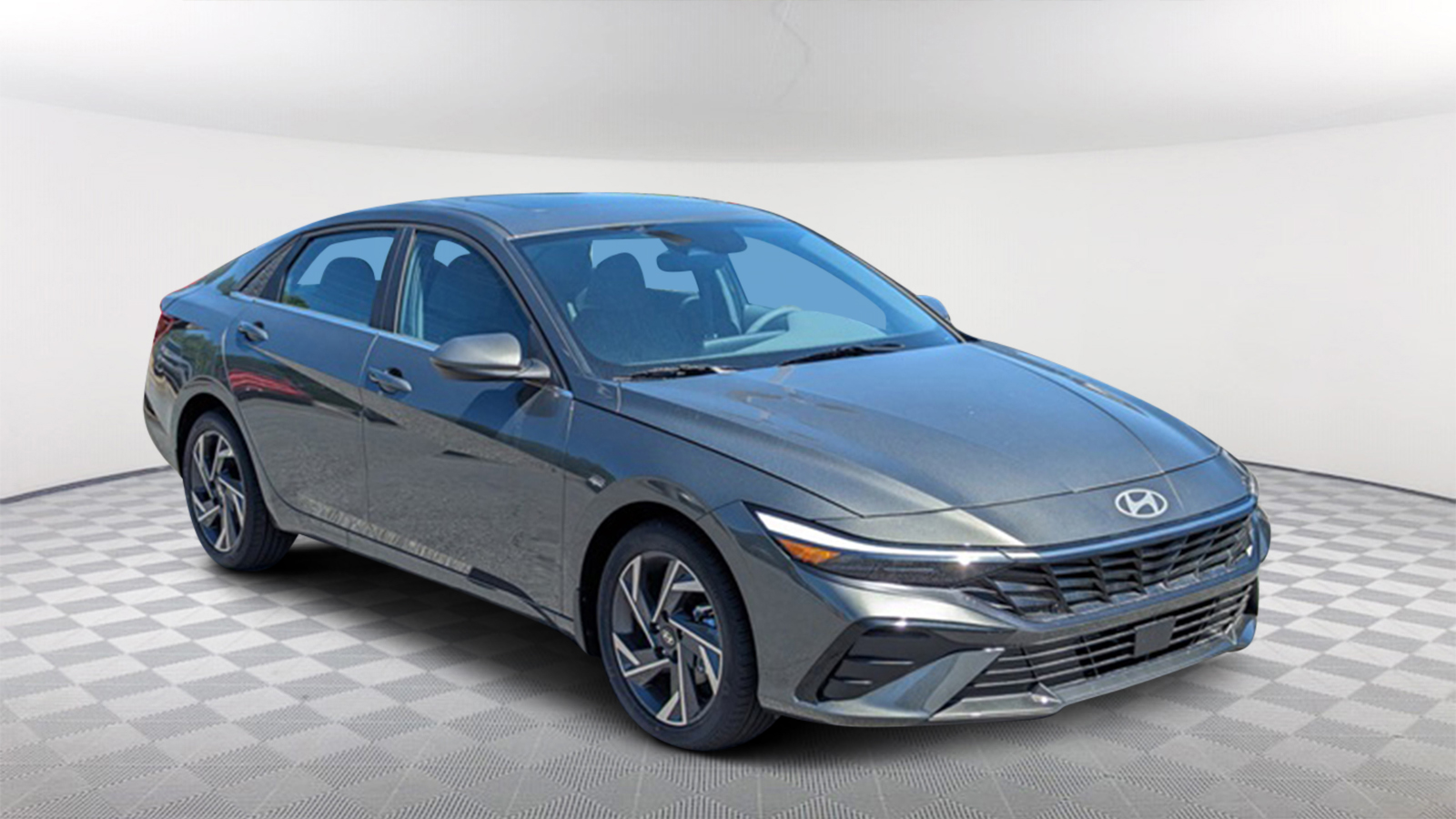 2024 Hyundai Elantra SEL 3