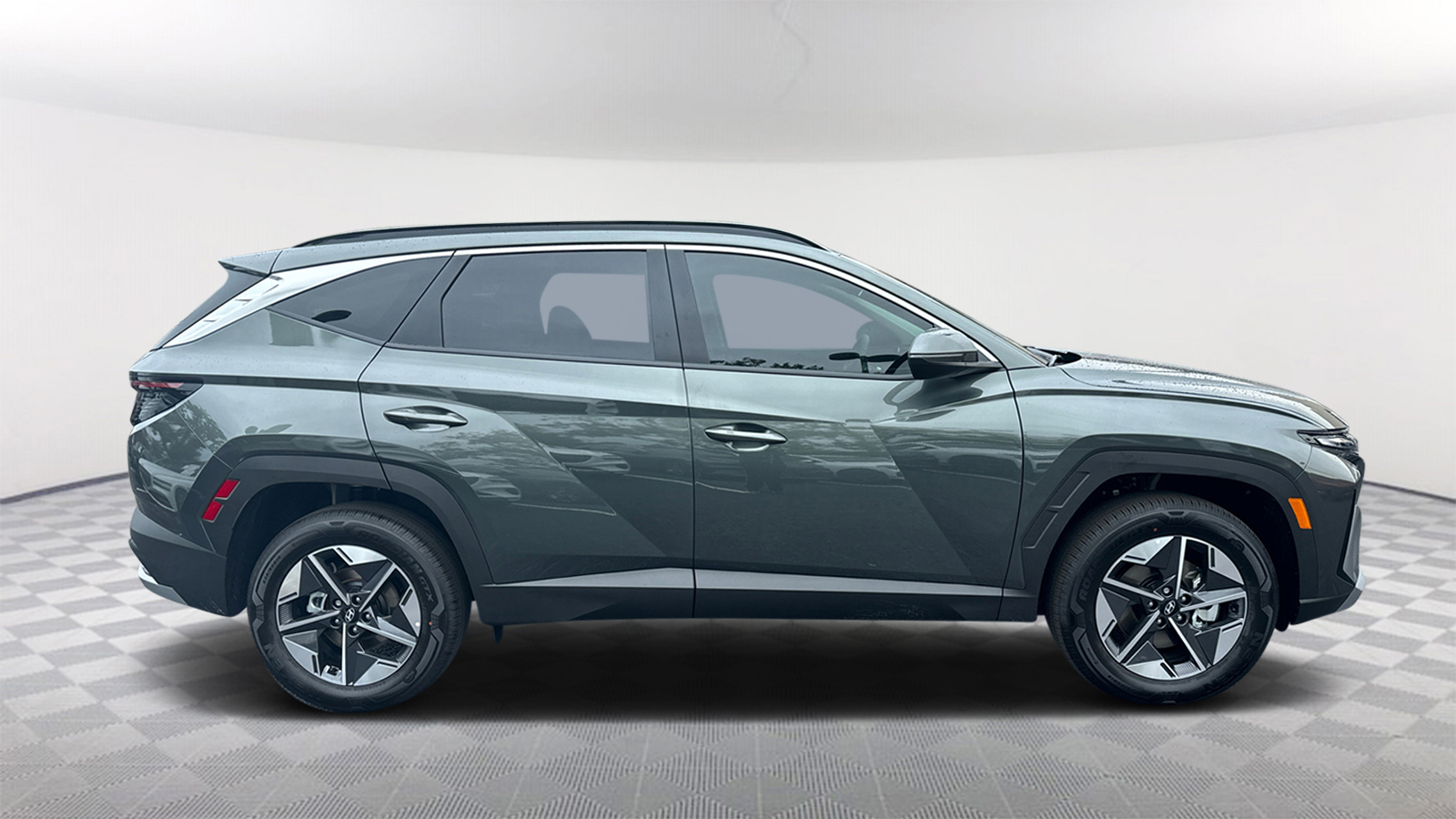 2025 Hyundai Tucson Hybrid SEL Convenience 4