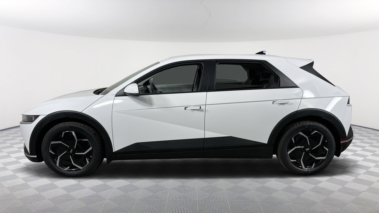 2024 Hyundai IONIQ 5 SE 8