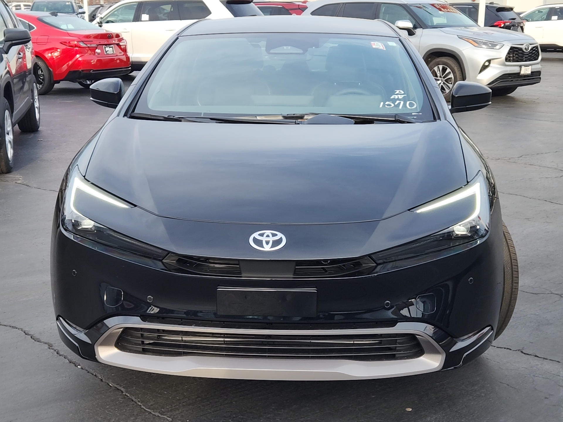 2024 Toyota Prius XLE 2