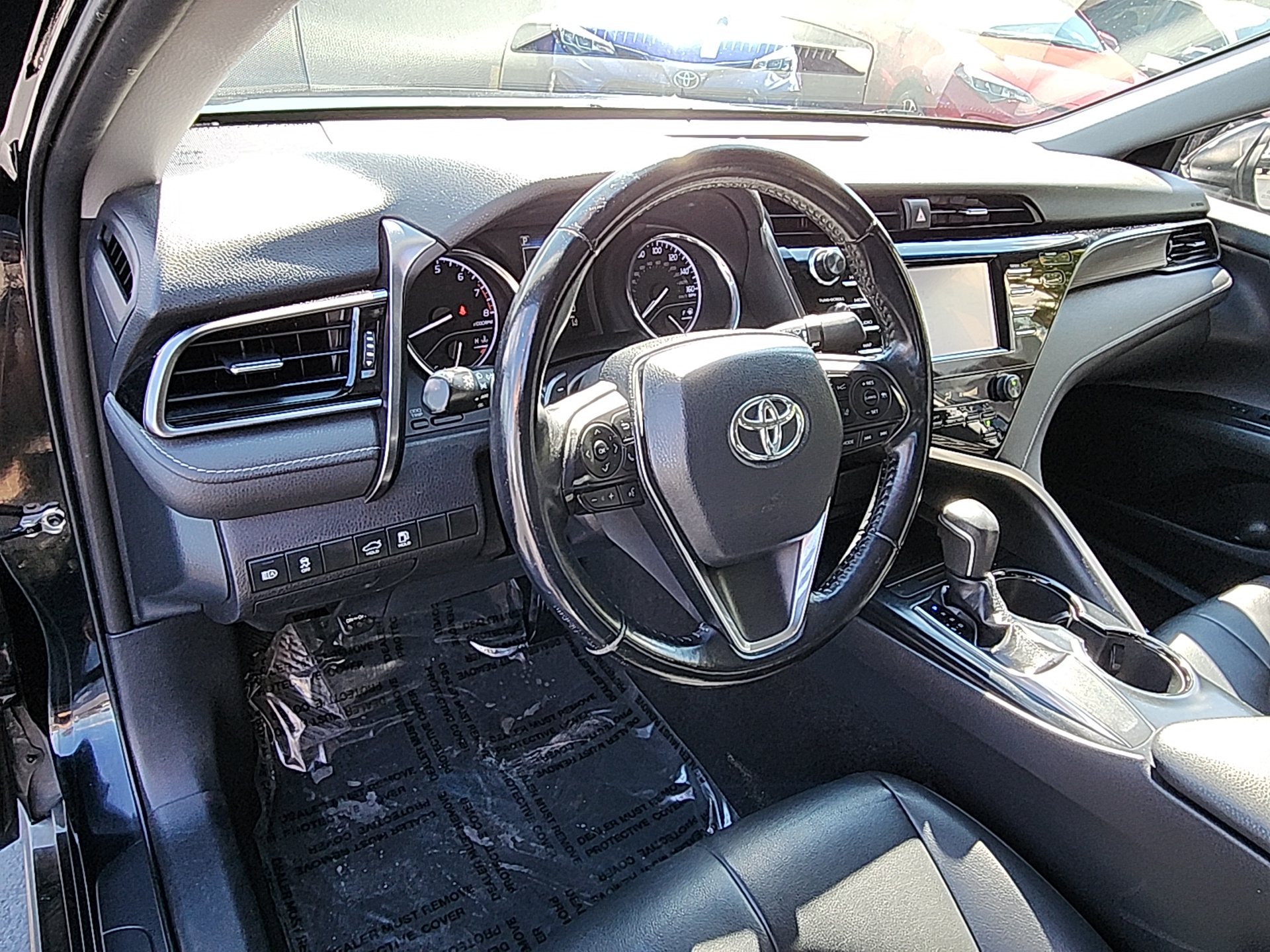 2019 Toyota Camry SE 11