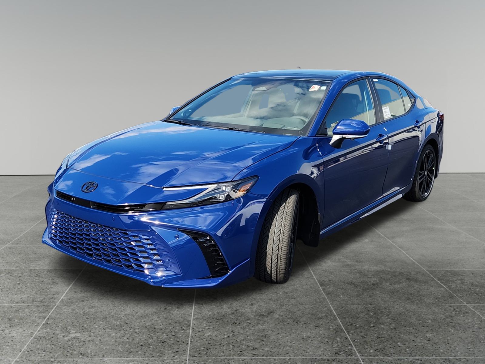 2025 Toyota Camry XSE 3