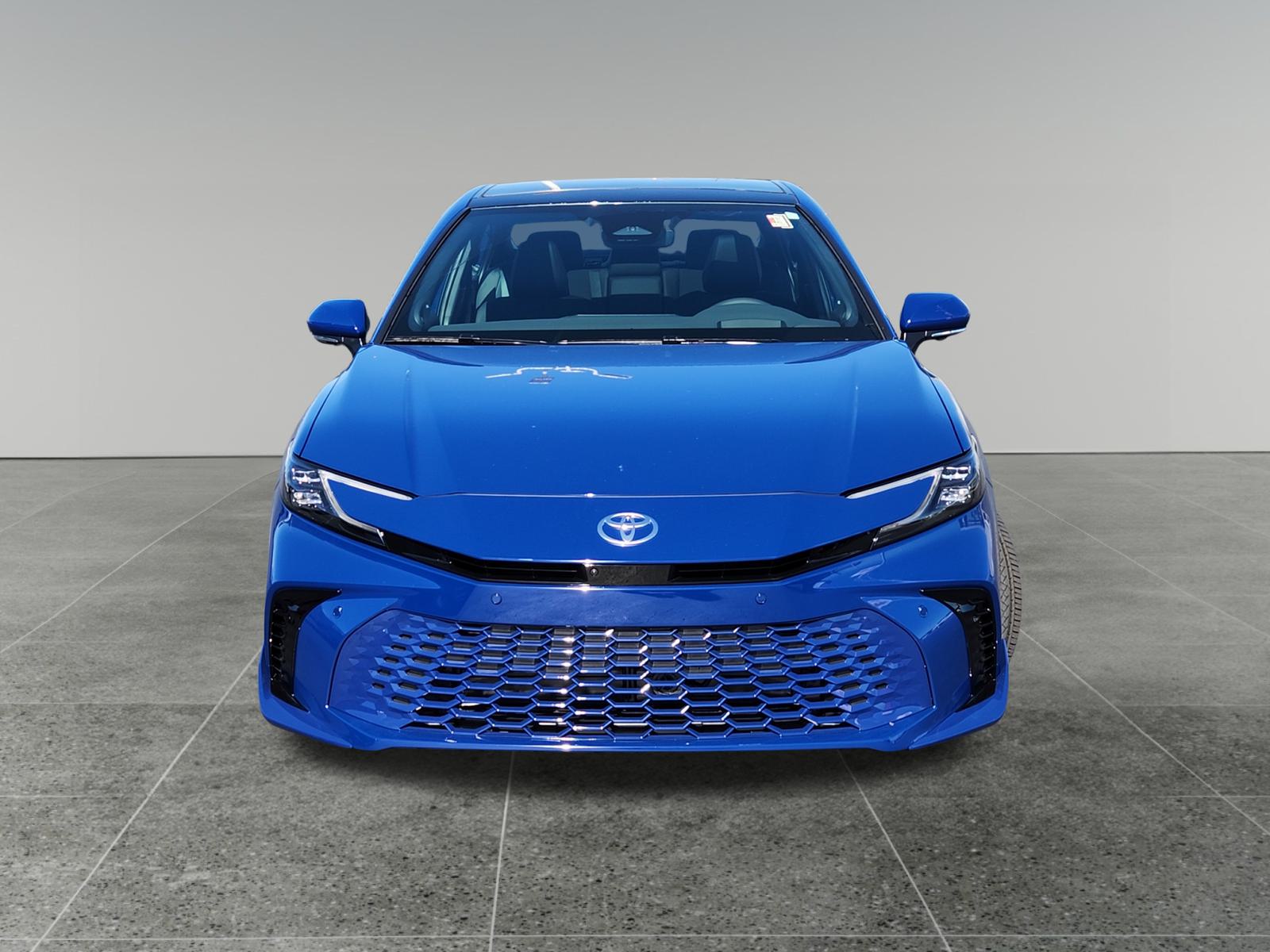 2025 Toyota Camry XSE 2