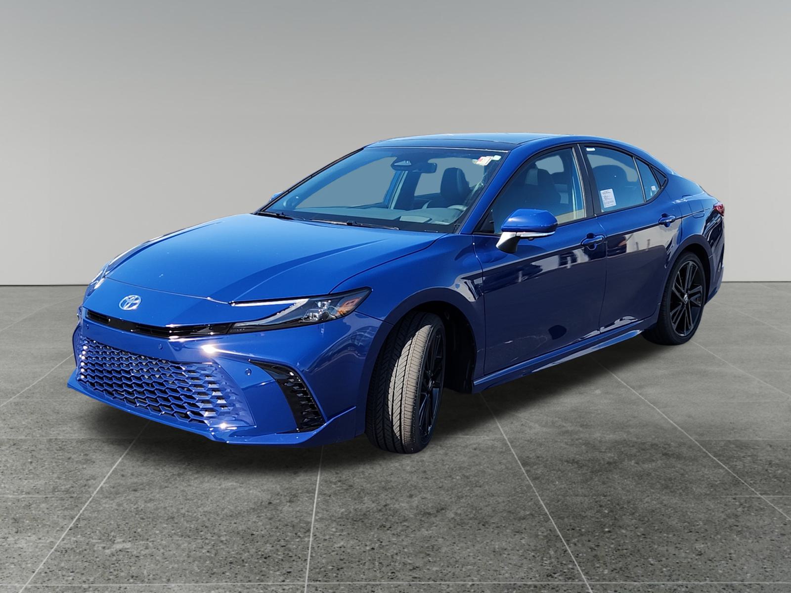 2025 Toyota Camry XSE 3