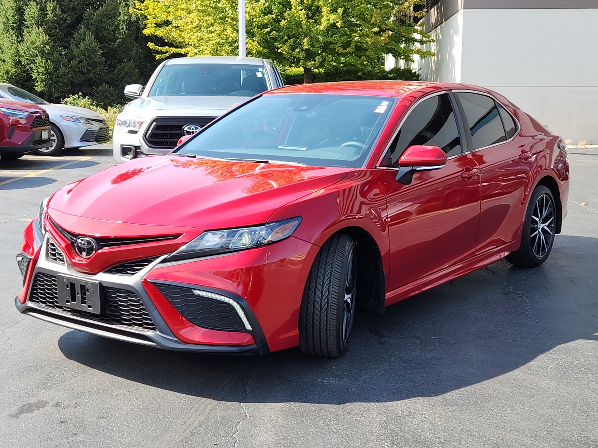 2022 Toyota Camry SE 3