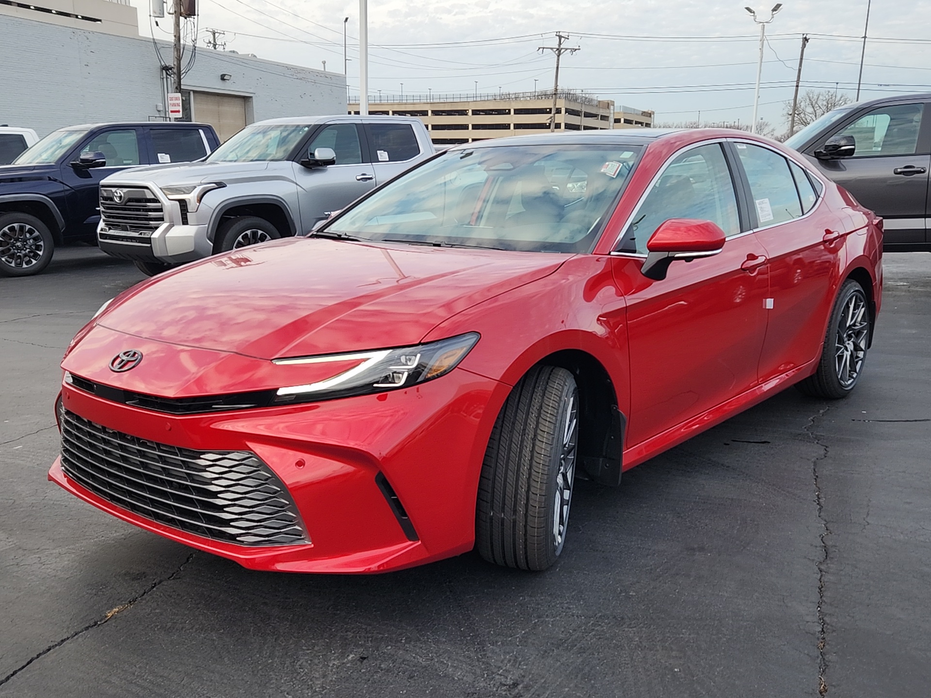 2025 Toyota Camry XLE 3