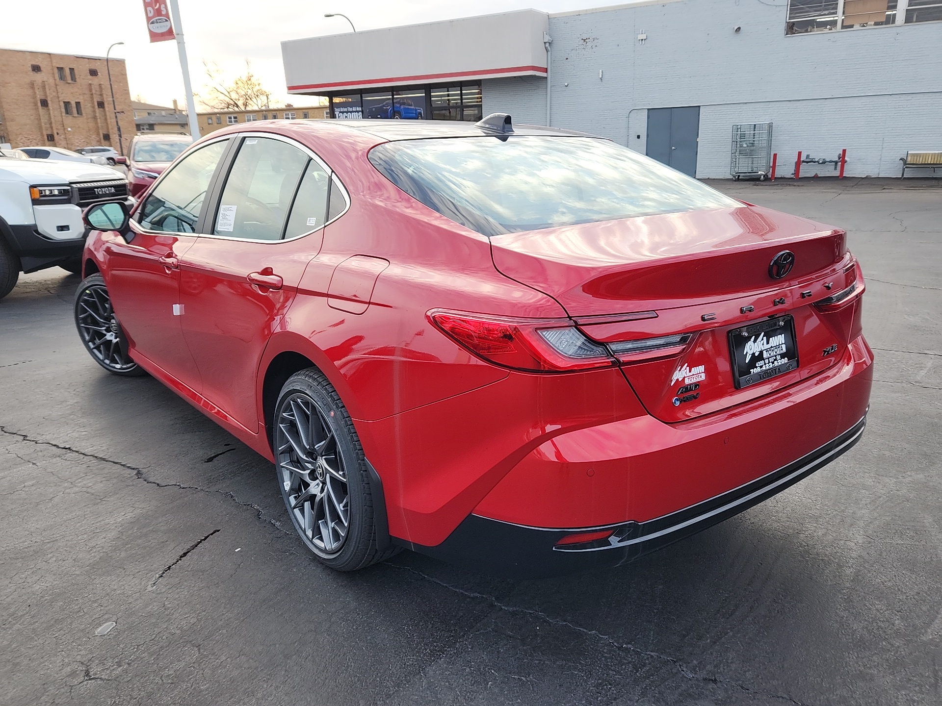 2025 Toyota Camry XLE 5