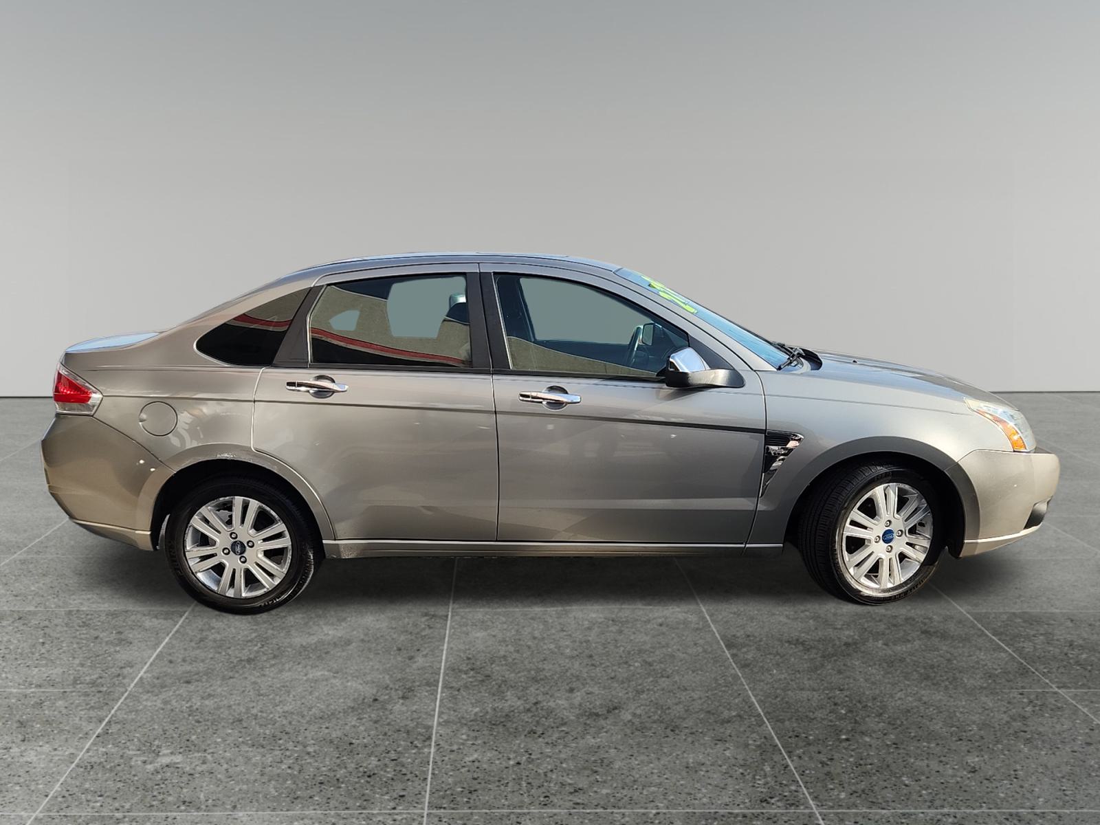 2008 Ford Focus SE 6