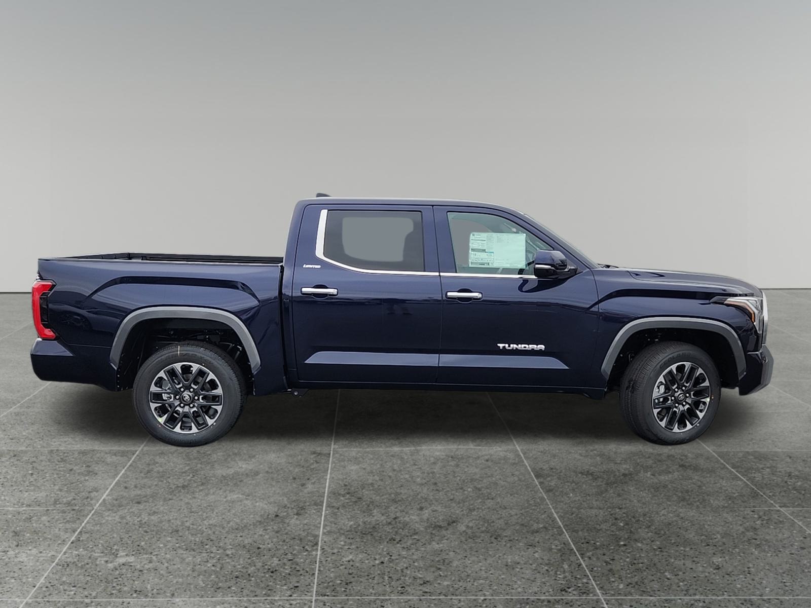 2025 Toyota Tundra 4WD Limited 8