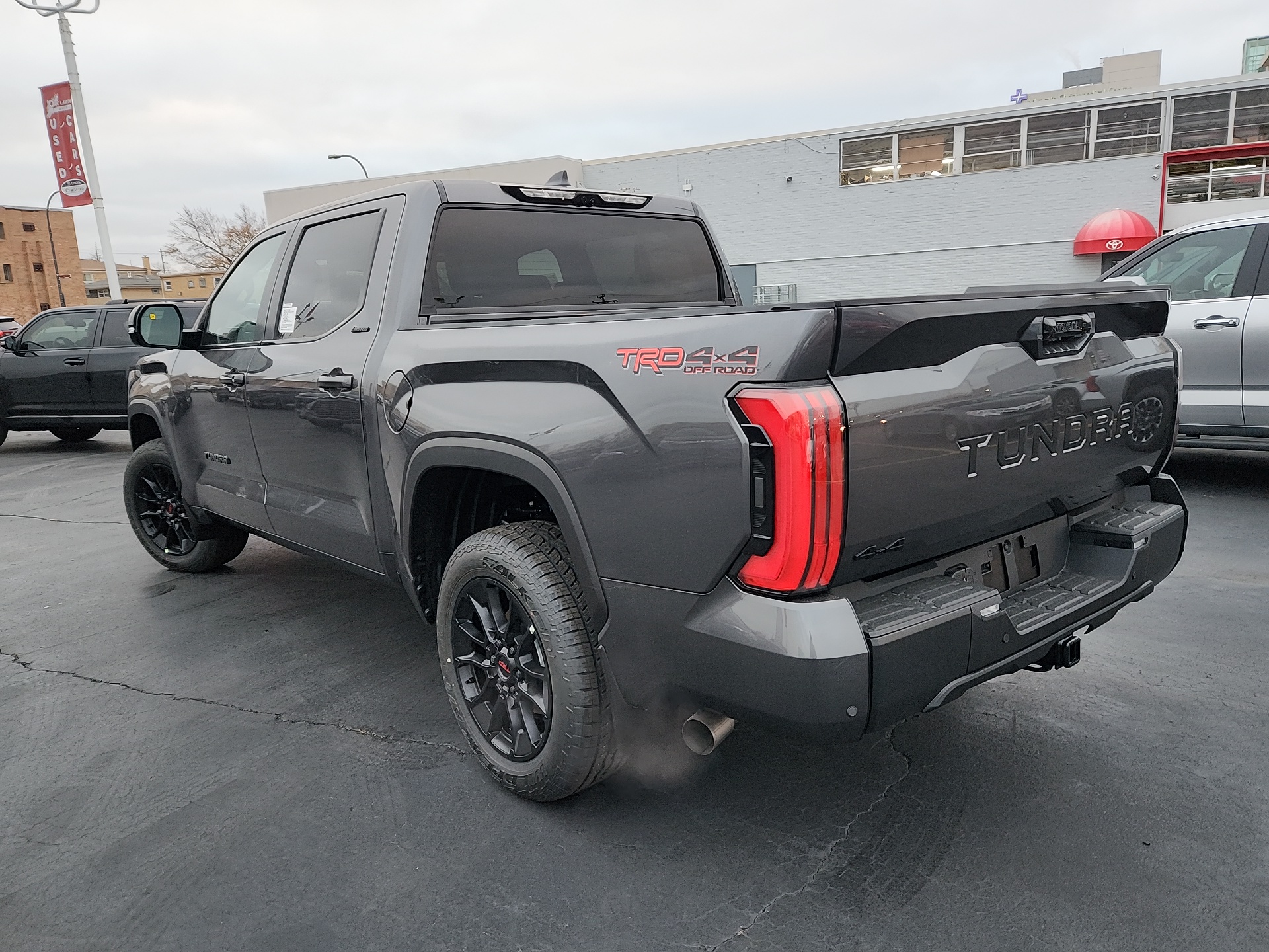 2025 Toyota Tundra 4WD Limited 5