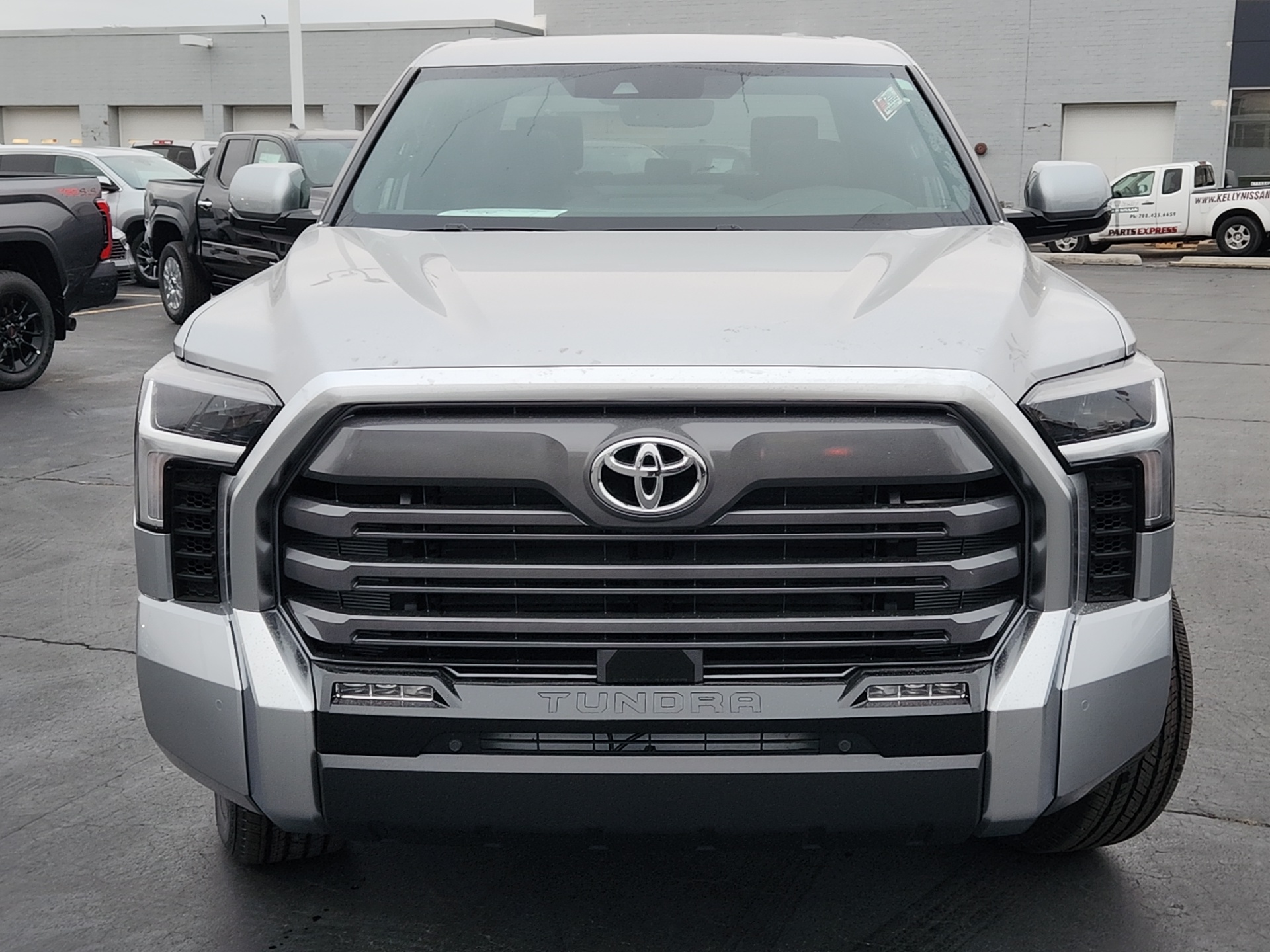 2025 Toyota Tundra 4WD Limited 2