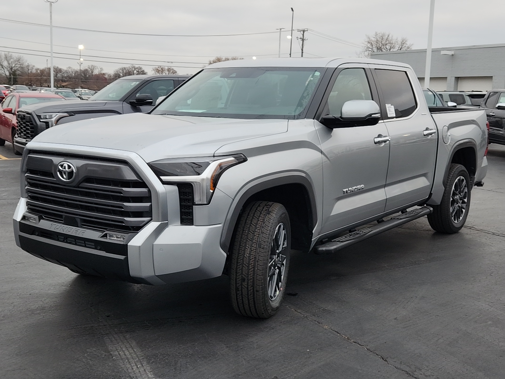 2025 Toyota Tundra 4WD Limited 3