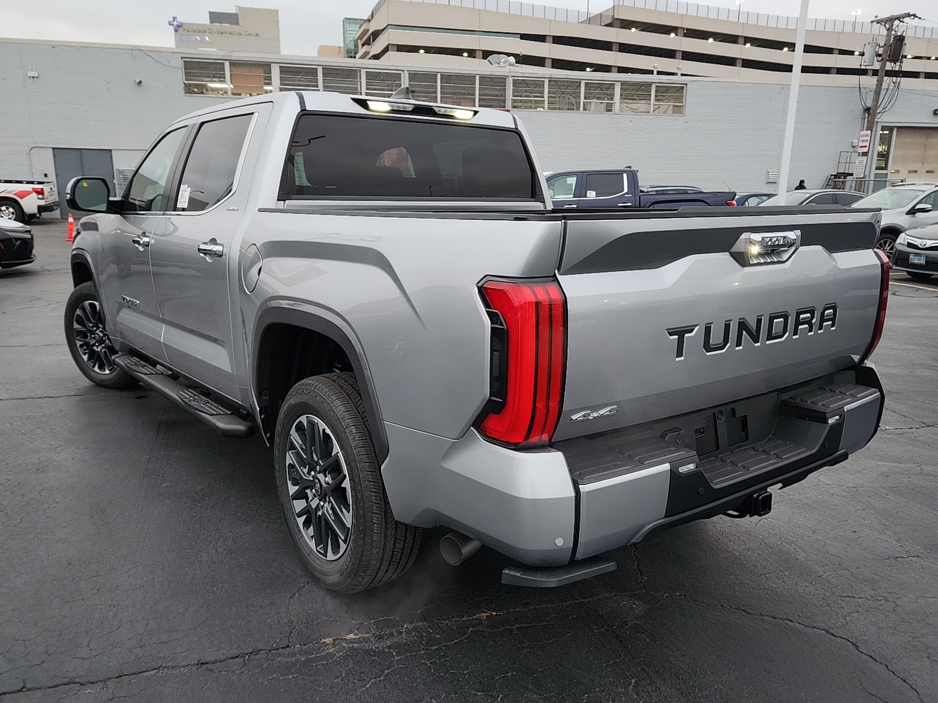 2025 Toyota Tundra 4WD Limited 5