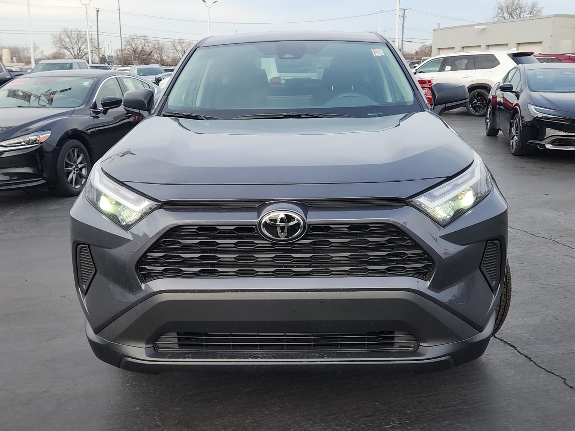 2025 Toyota RAV4 LE 2