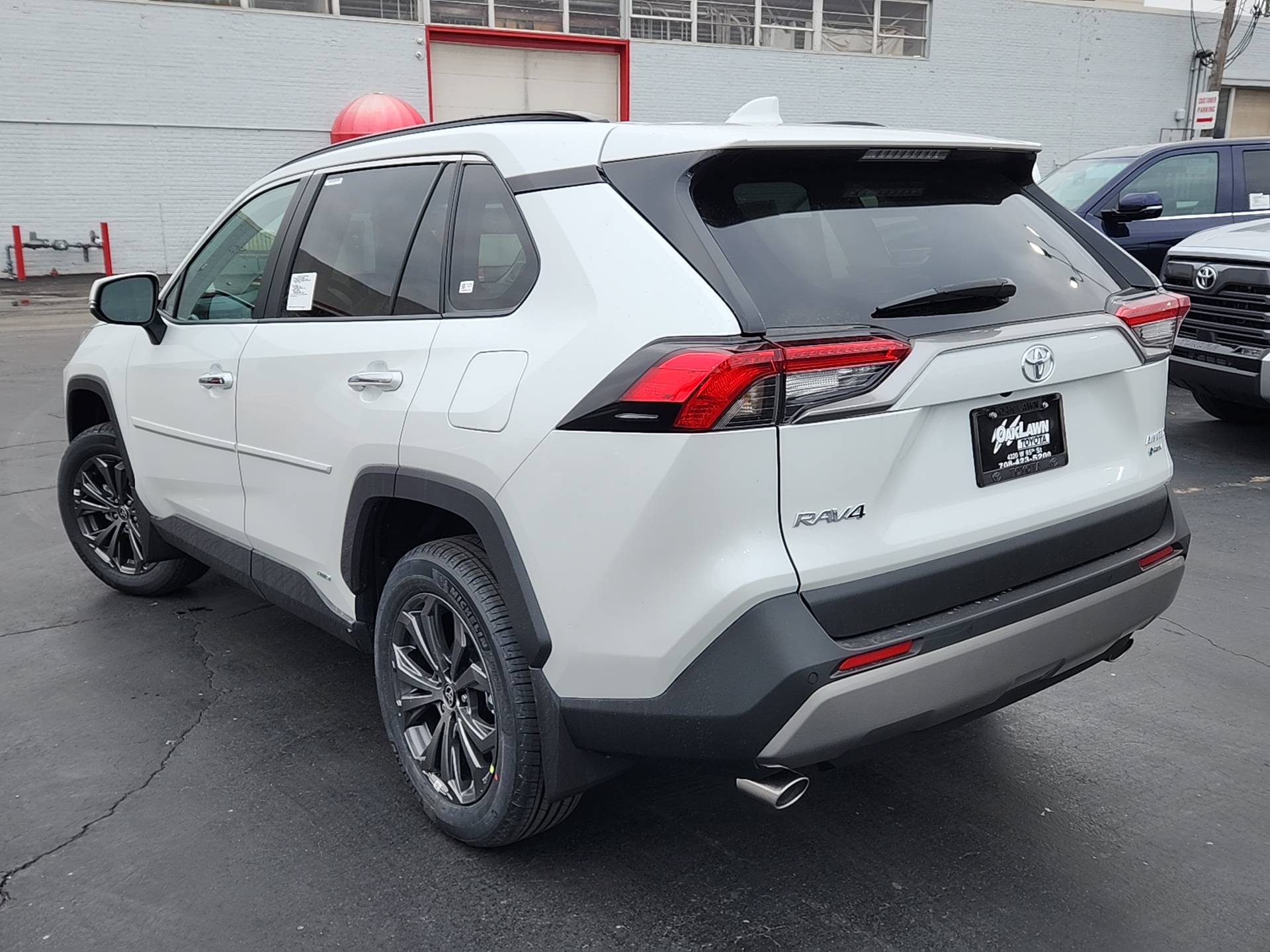 2025 Toyota RAV4 Hybrid Limited 5