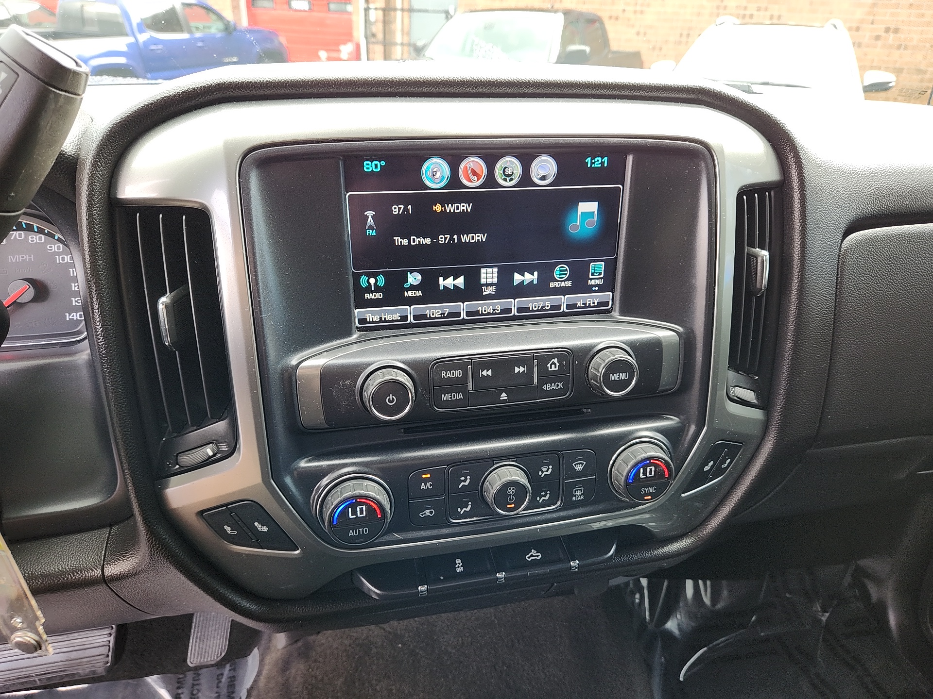 2016 Chevrolet Silverado 1500 LT 13