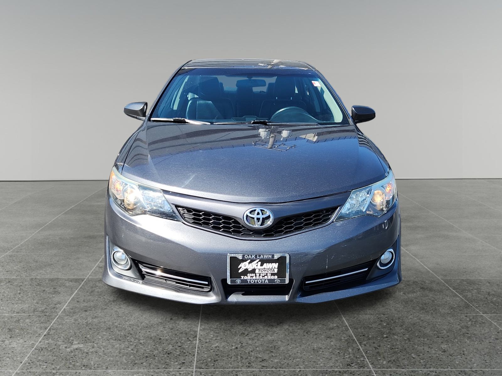 2012 Toyota Camry SE 2