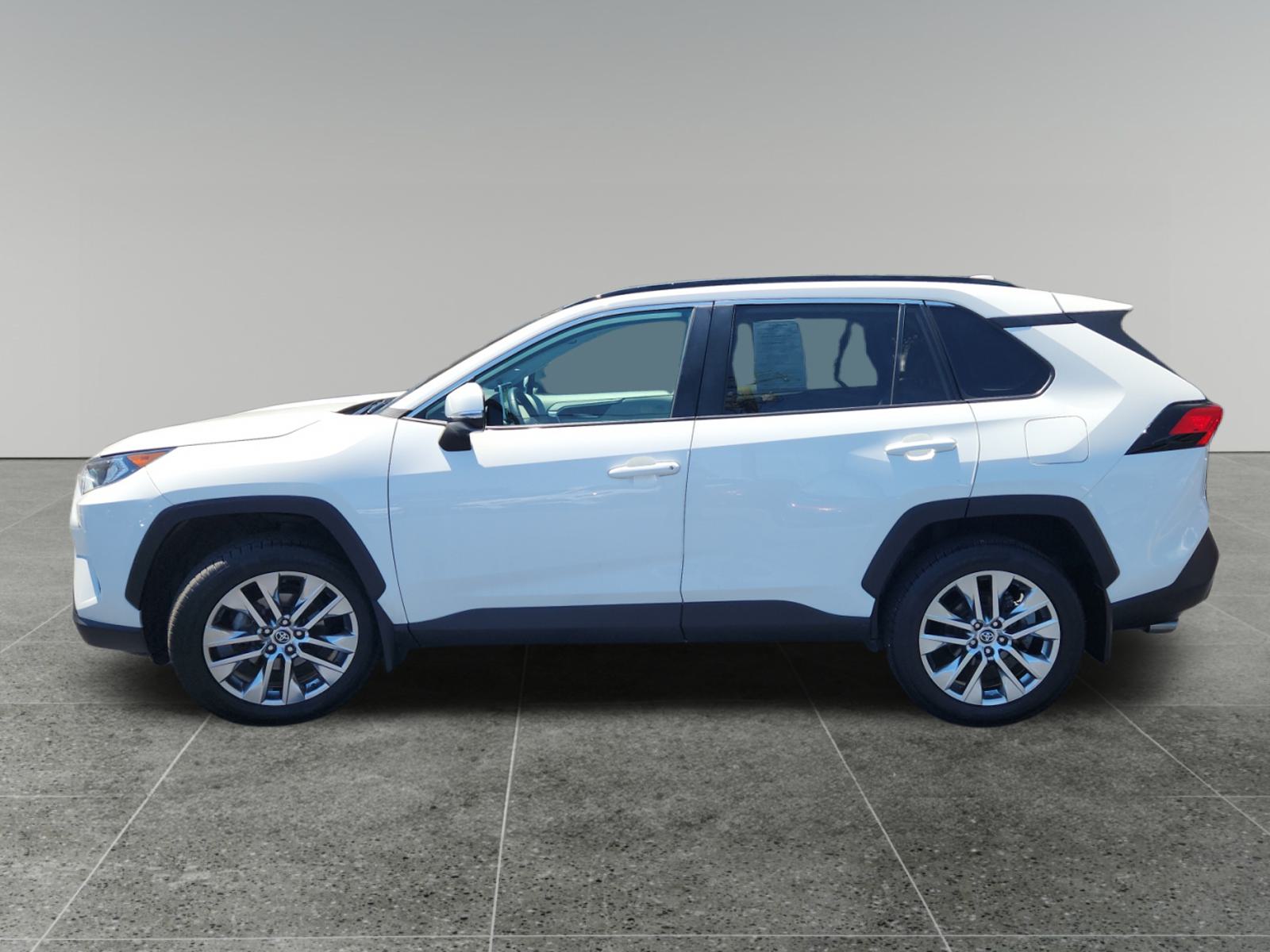 2020 Toyota RAV4 XLE Premium 4