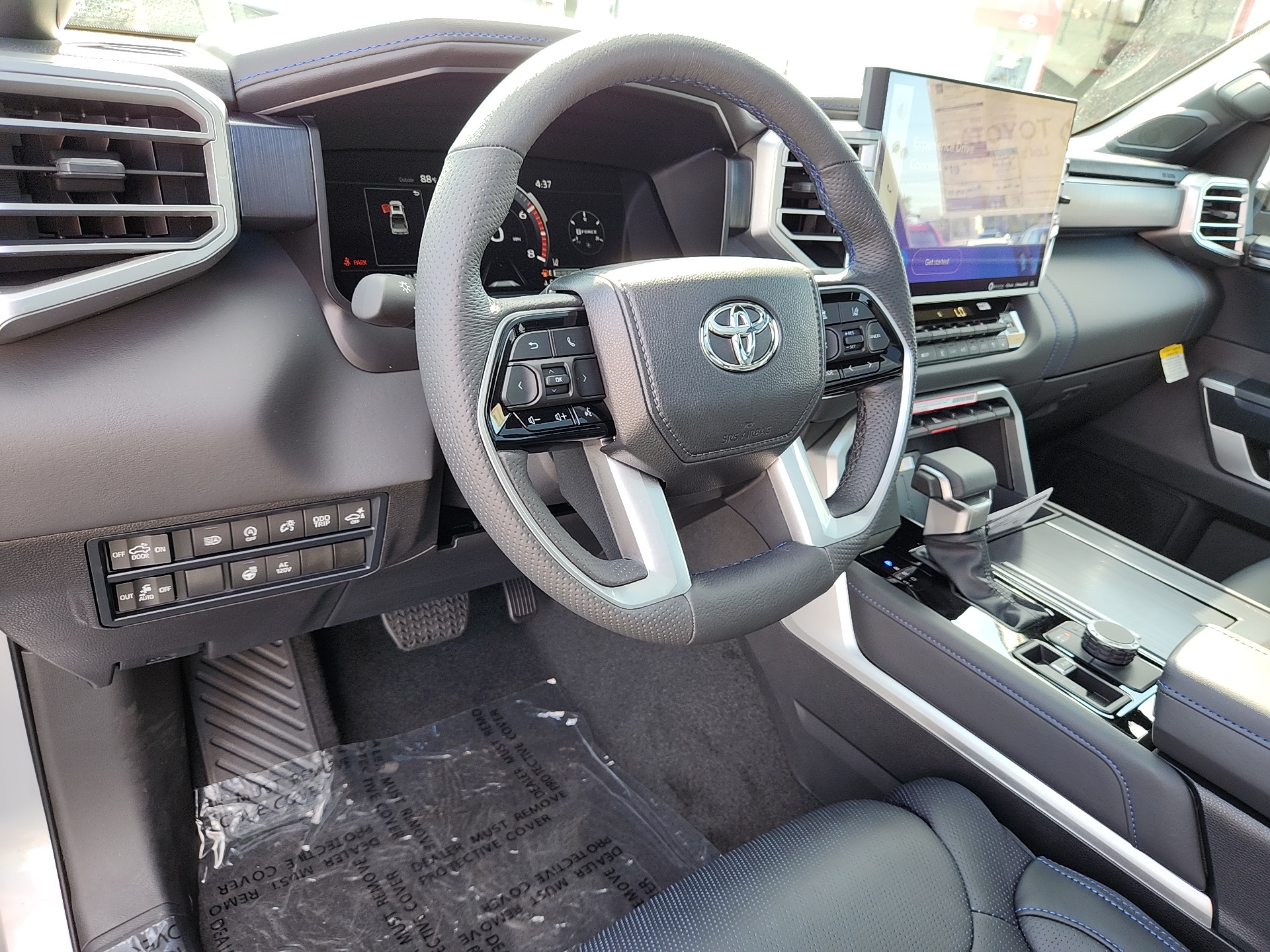 2024 Toyota Tundra 4WD Platinum 11