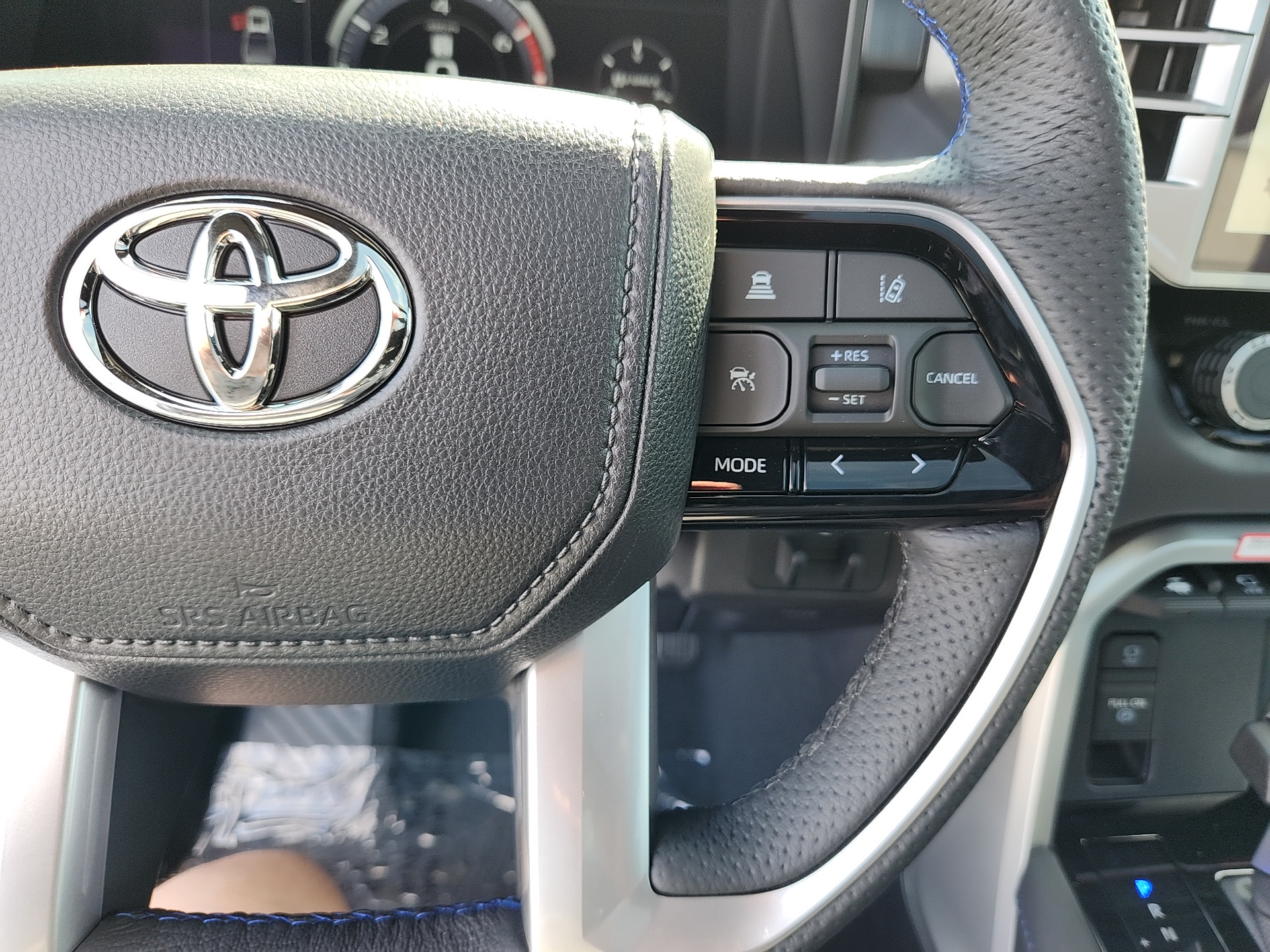 2024 Toyota Tundra 4WD Platinum 19