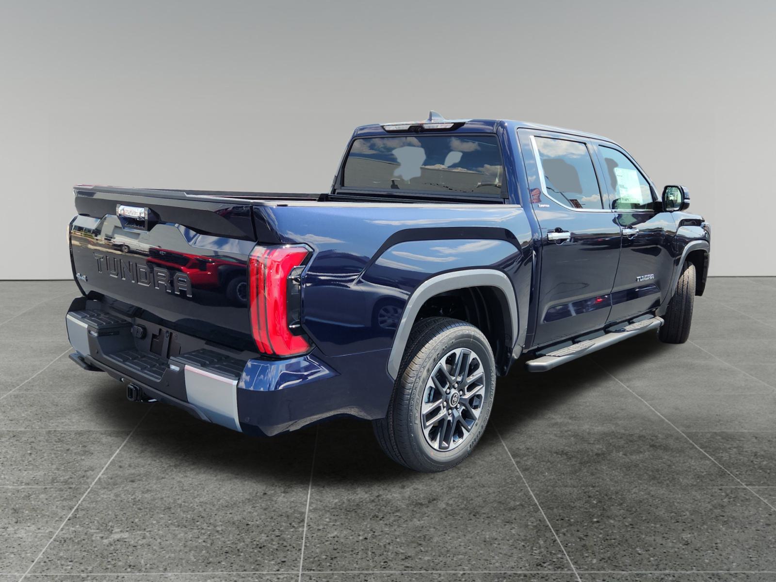 2024 Toyota Tundra 4WD Limited 7